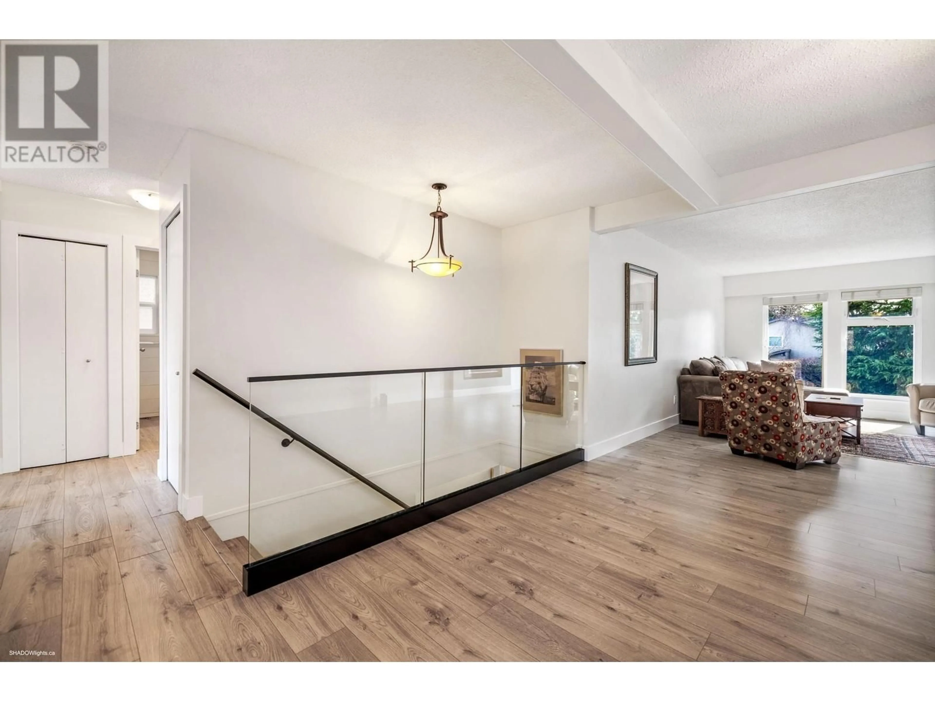 Indoor foyer for 4171 CAMPOBELLO PLACE, Richmond British Columbia V7E5G5