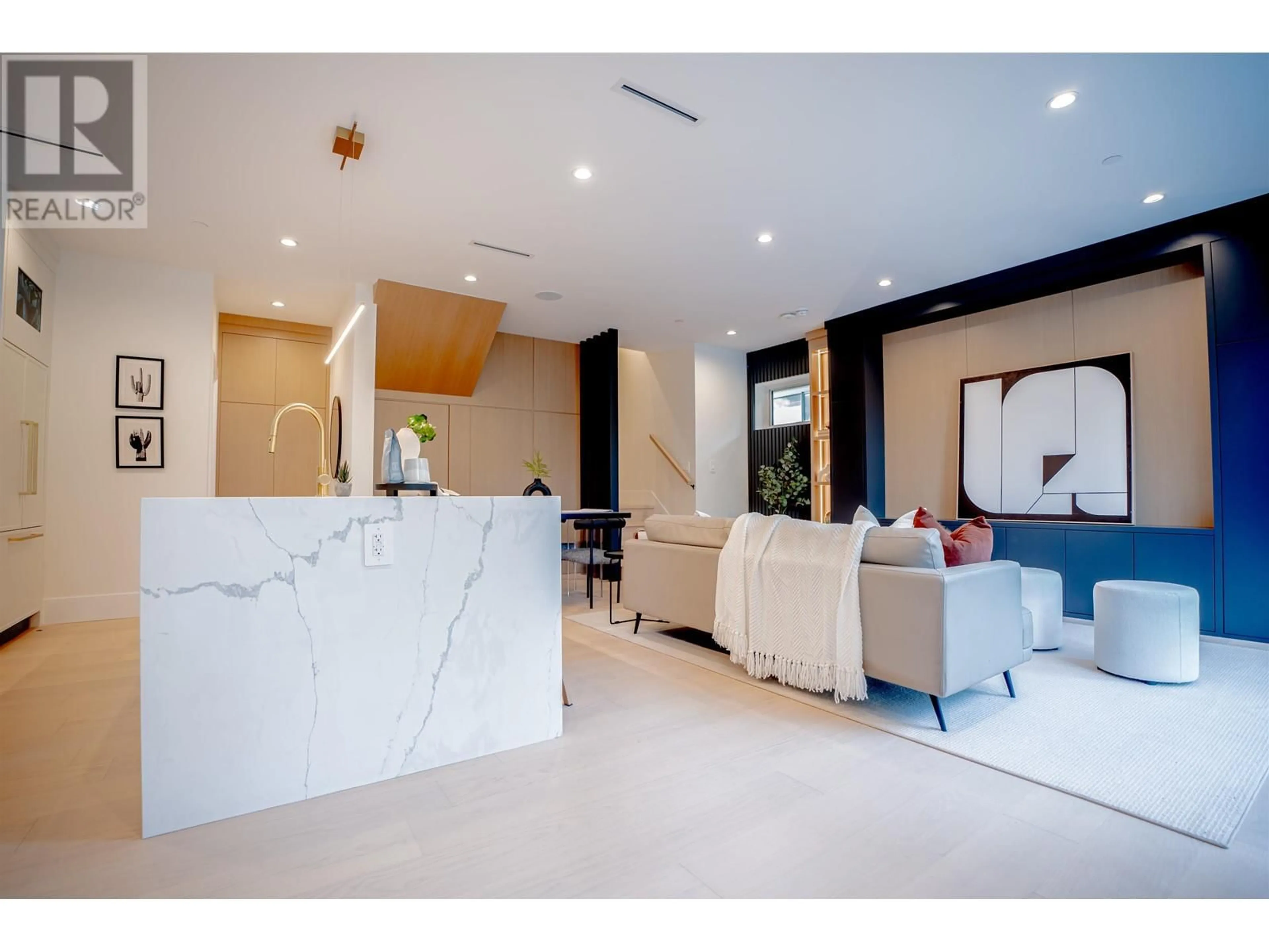 Unknown for #1 - 2522 15TH AVENUE, Vancouver British Columbia V5M2K1