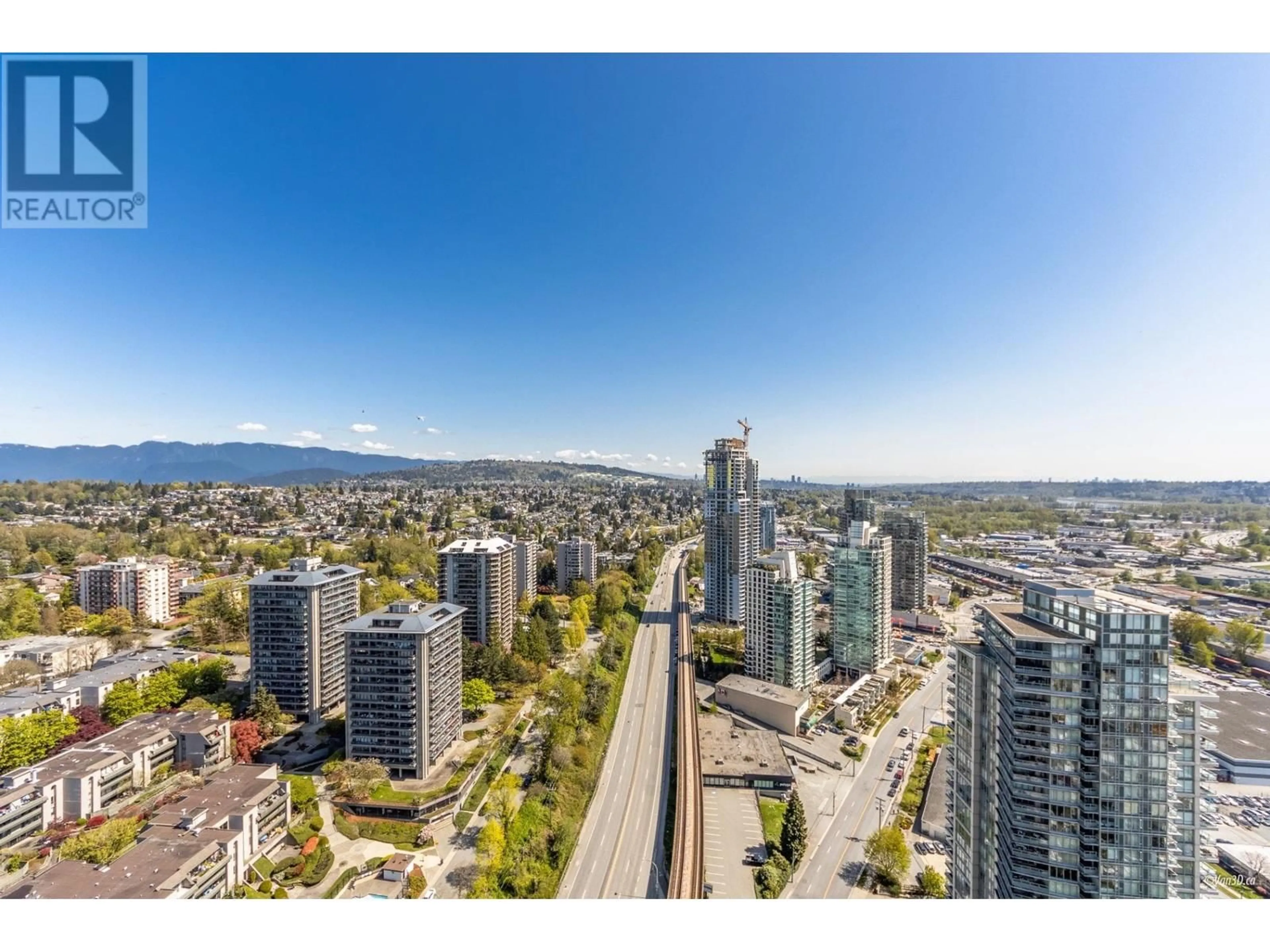A pic from outside/outdoor area/front of a property/back of a property/a pic from drone, city buildings view from balcony for 3307 - 4890 LOUGHEED HIGHWAY, Burnaby British Columbia V5C0N2