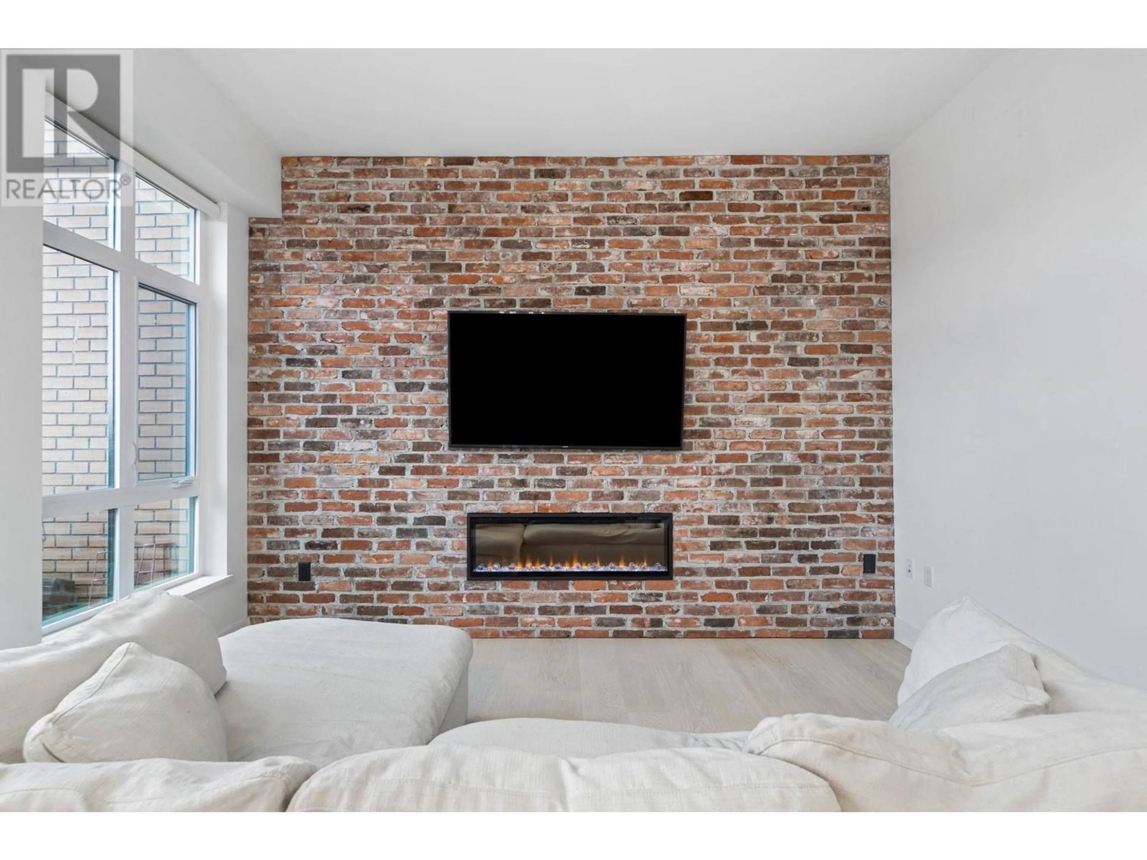 Home theater for 121 - 300 SALTER STREET, New Westminster British Columbia V3M0L9