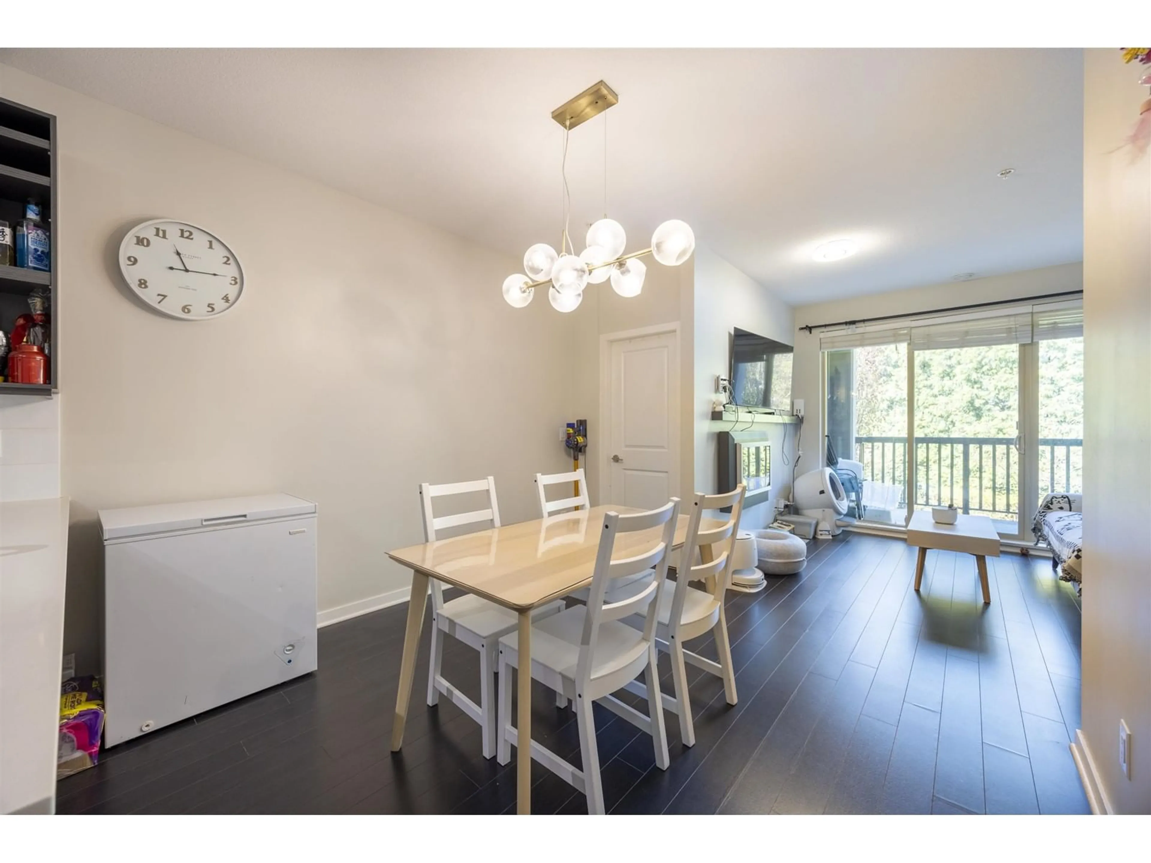 Dining room, wood/laminate floor for 222 - 5655 210A, Langley British Columbia V3A0G4