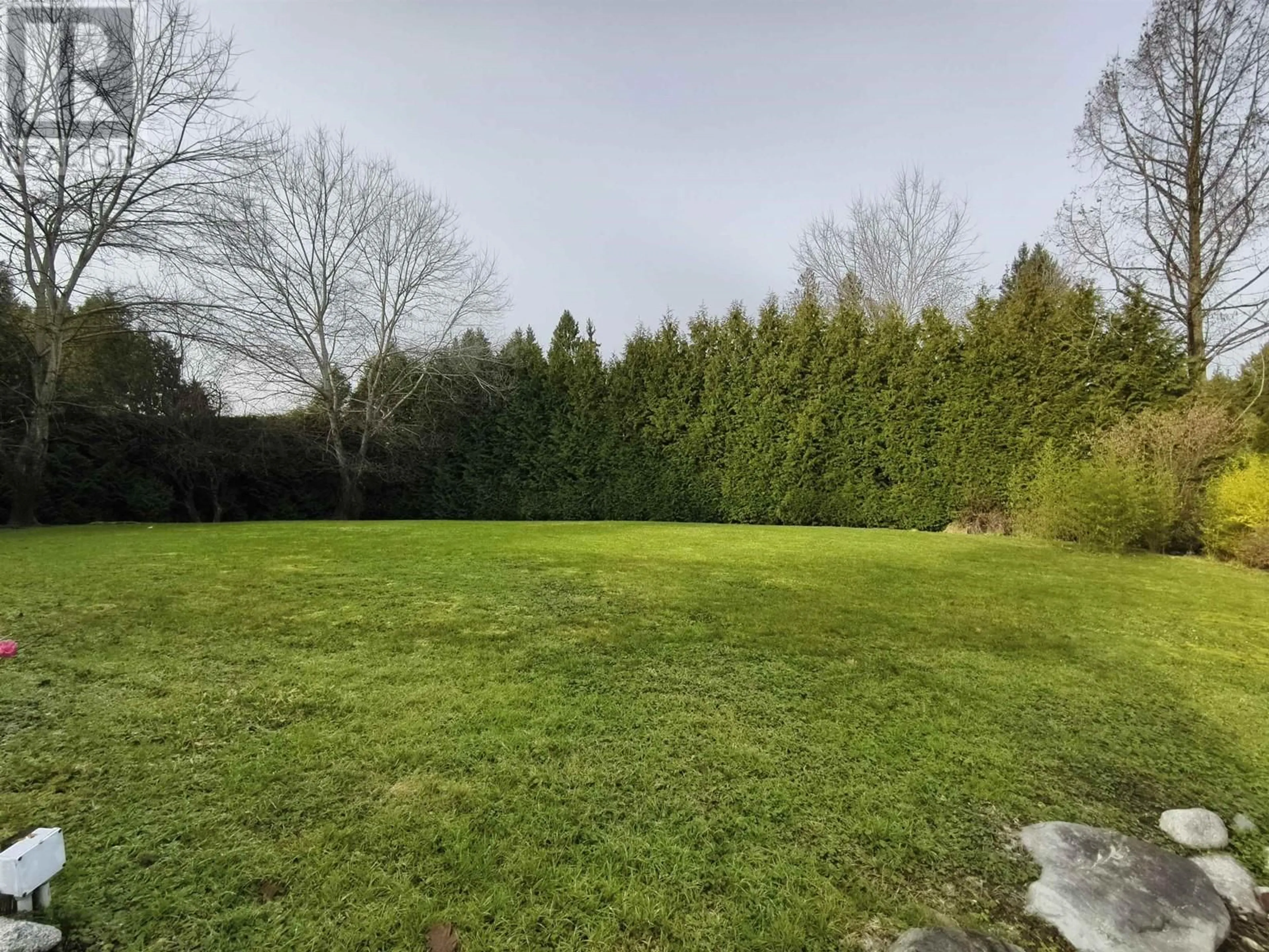A pic from outside/outdoor area/front of a property/back of a property/a pic from drone, forest/trees view for 7668 WHEATER COURT, Burnaby British Columbia V5E4P3