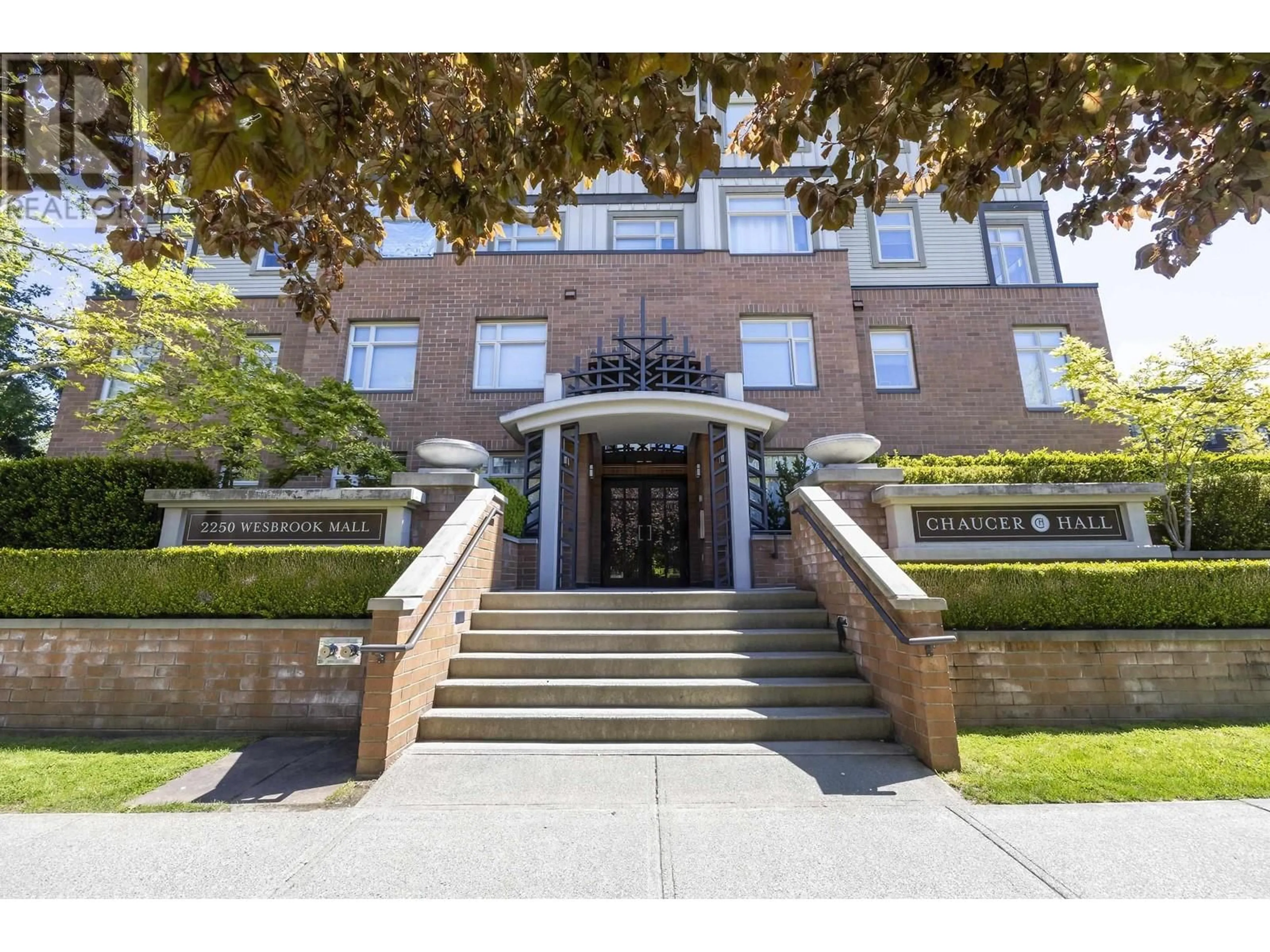 Indoor foyer for 419 - 2250 WESBROOK MALL, Vancouver British Columbia V6T0A6