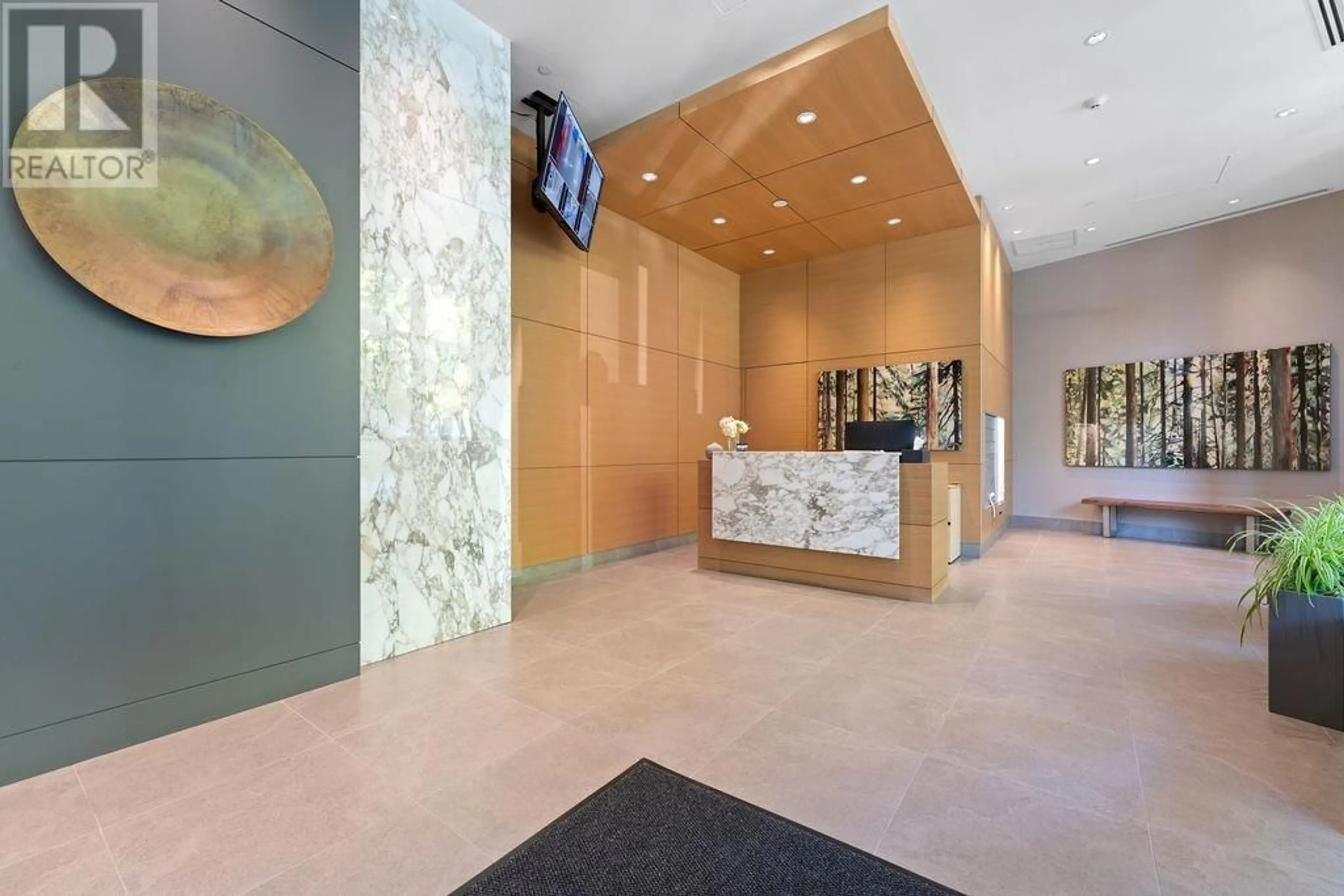 Lobby for 101 - 768 ARTHUR ERICKSON PLACE, West Vancouver British Columbia V7T0B6