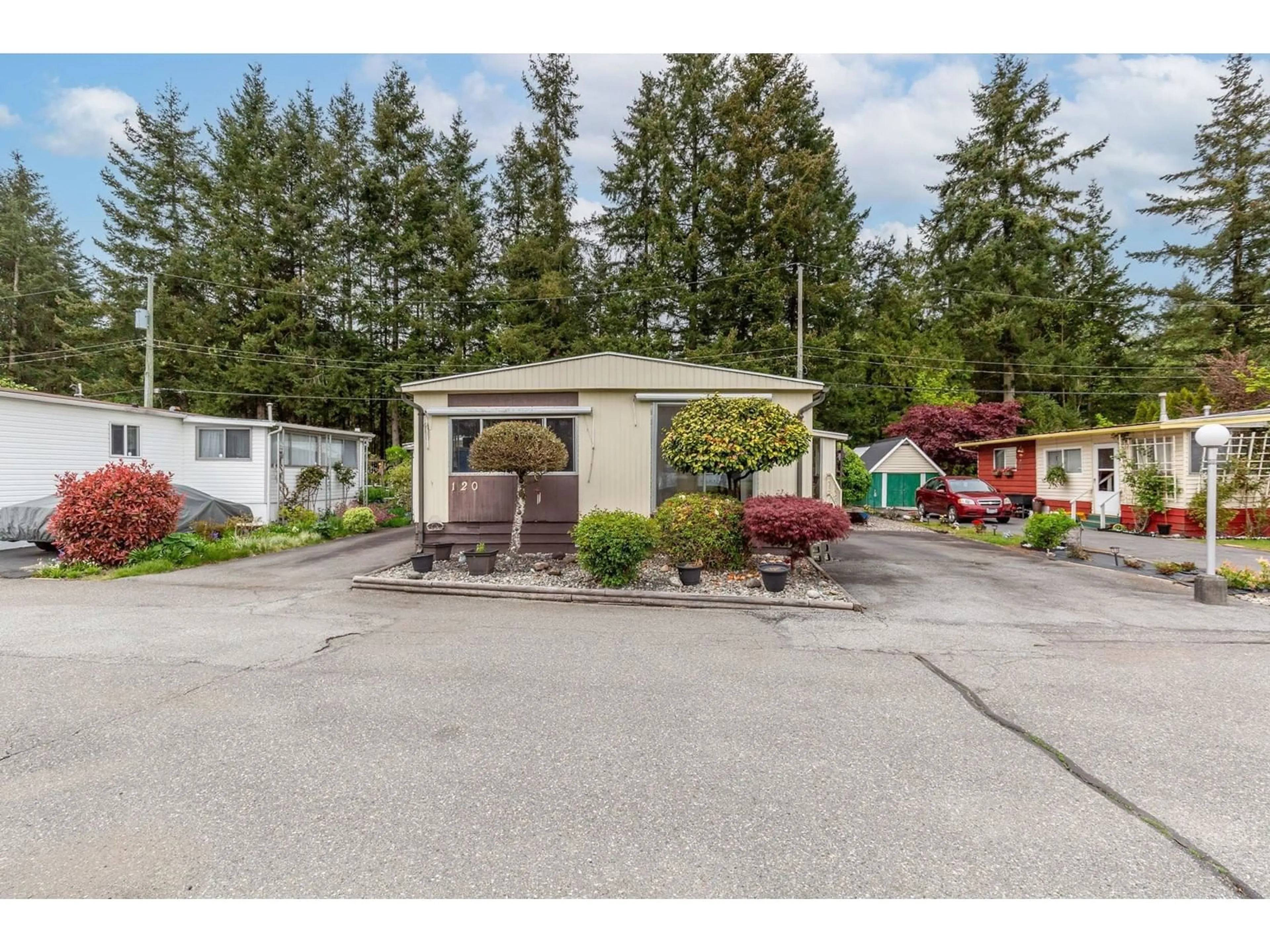 Unknown for 120 - 3031 200, Langley British Columbia V2Z1N5