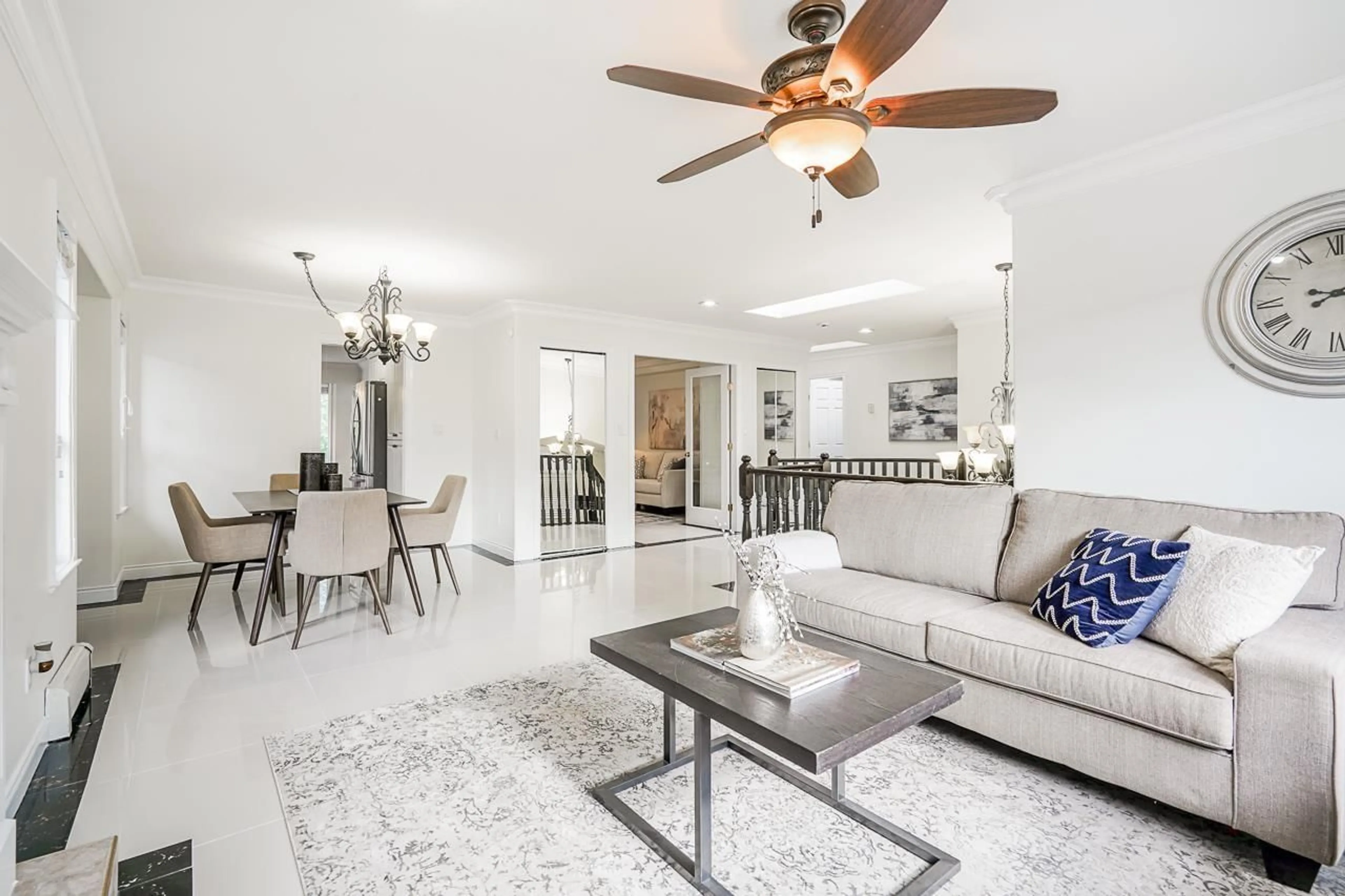 Living room with furniture, ceramic/tile floor for 14497 WELLINGTON, Surrey British Columbia V3R5T9