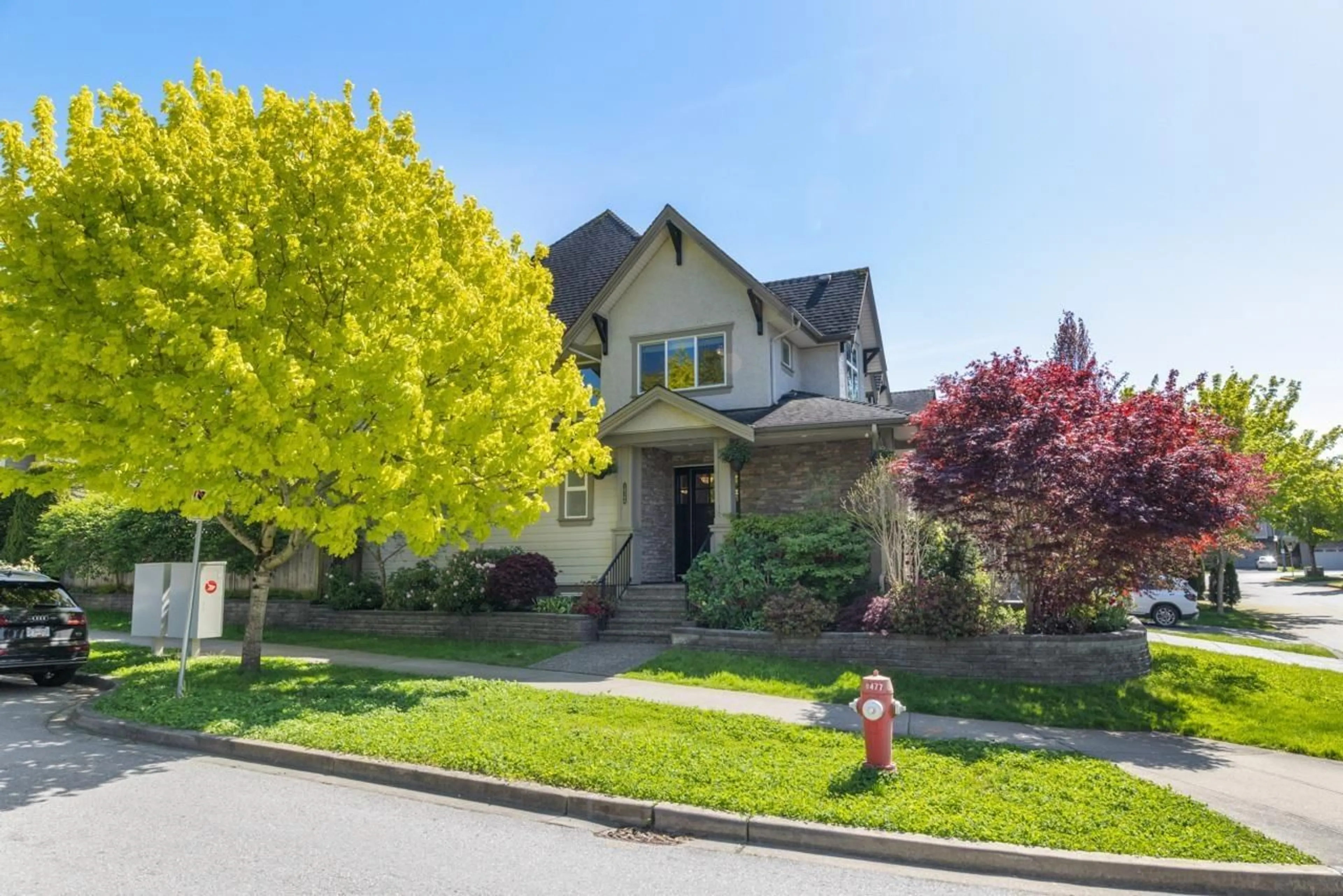 A pic from outside/outdoor area/front of a property/back of a property/a pic from drone, street for 16266 26, Surrey British Columbia V3Z6Z3