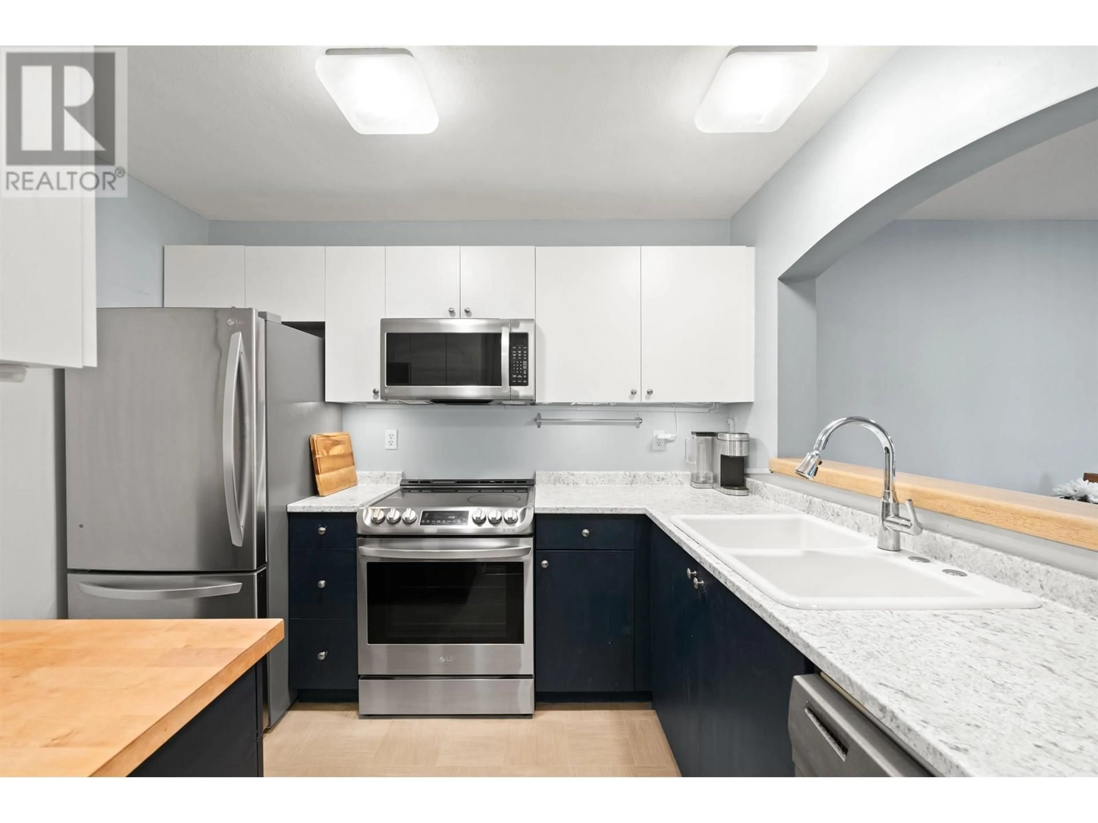 Standard kitchen, unknown for 209 - 2439 WILSON AVENUE, Port Coquitlam British Columbia V3C6H6