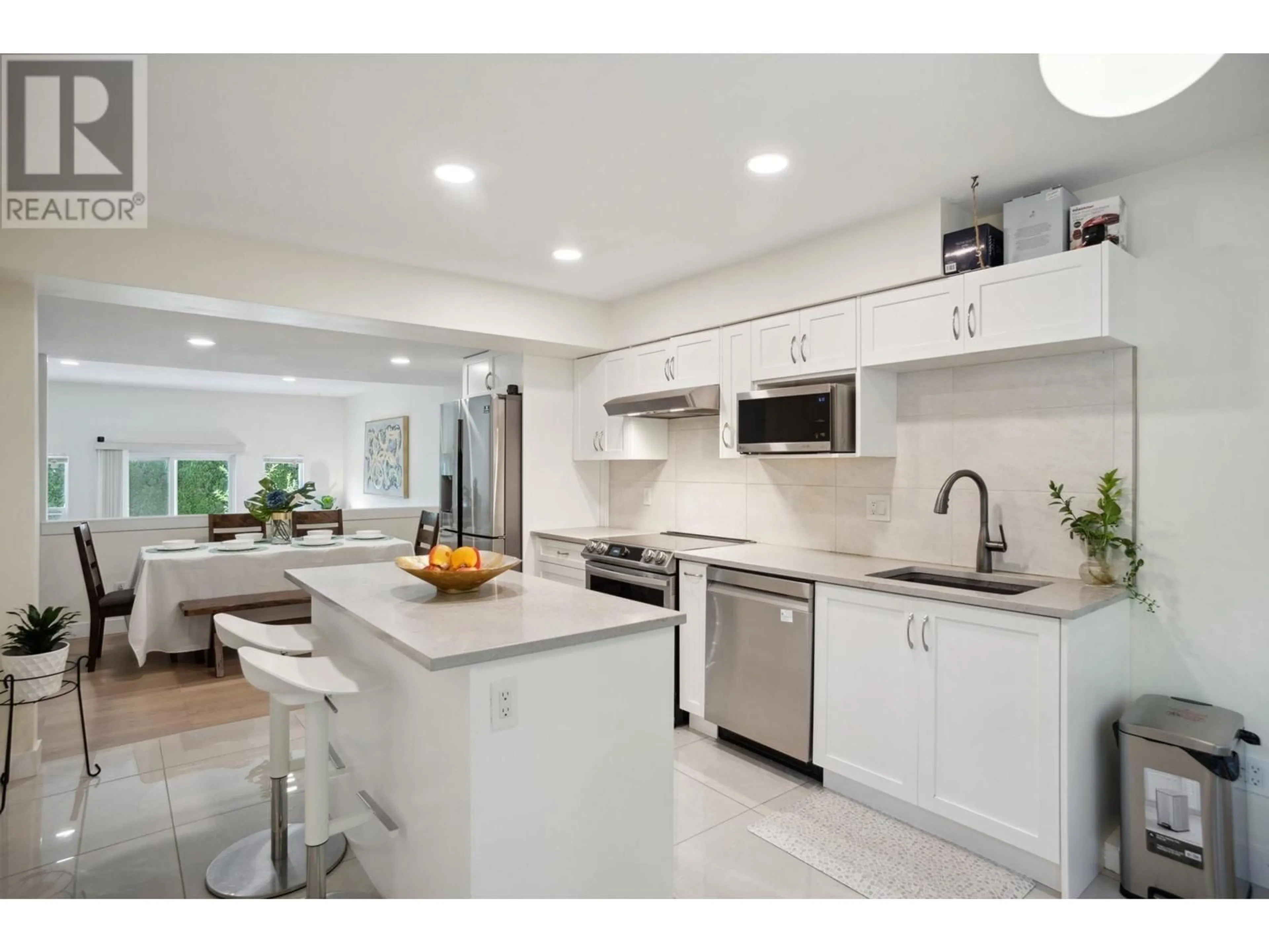 Open concept kitchen, ceramic/tile floor for 13 - 1135 LANSDOWNE DRIVE, Coquitlam British Columbia V3B7K6