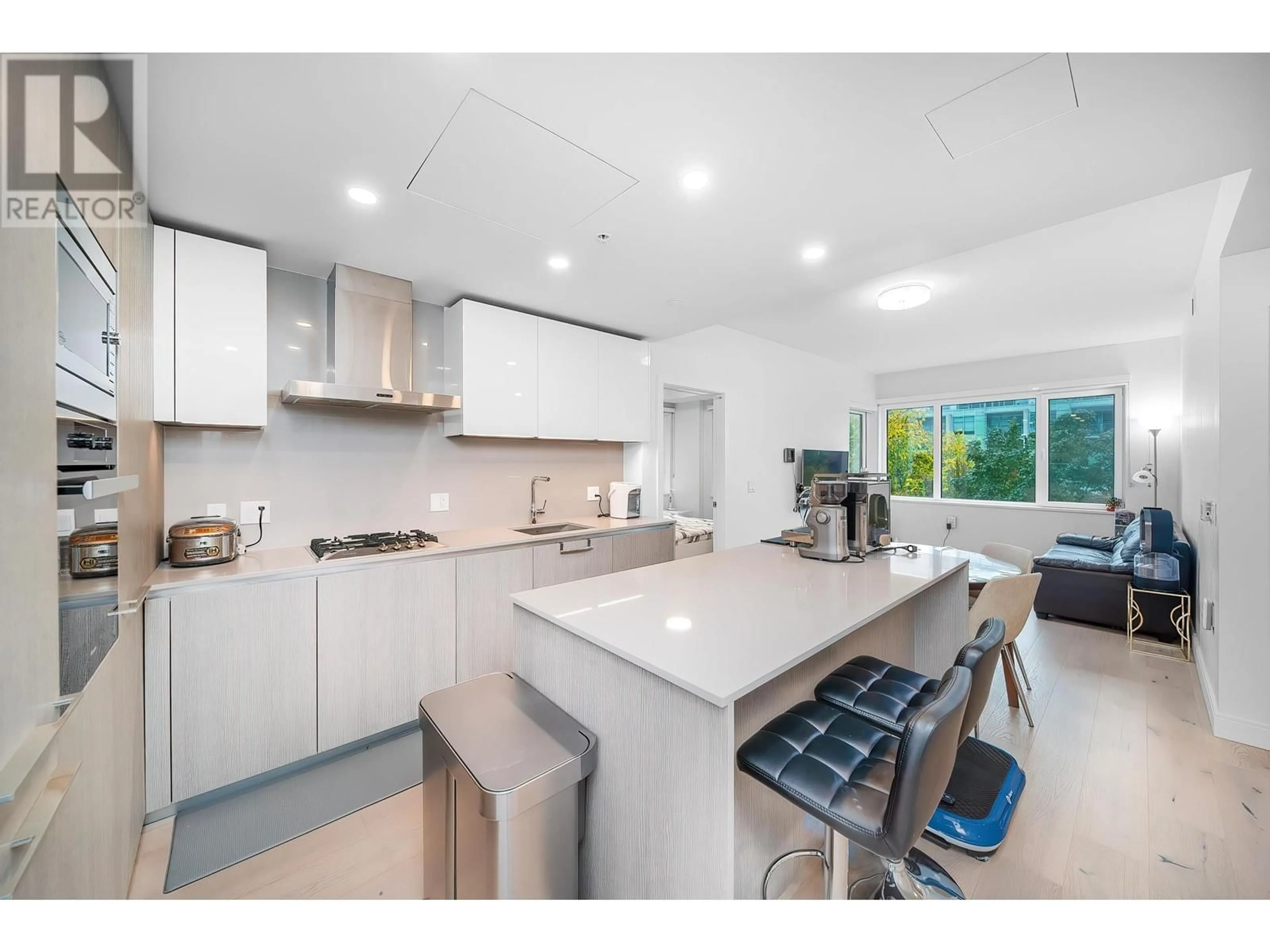 Open concept kitchen, unknown for 205 - 4932 CAMBIE STREET, Vancouver British Columbia V5Z0K1