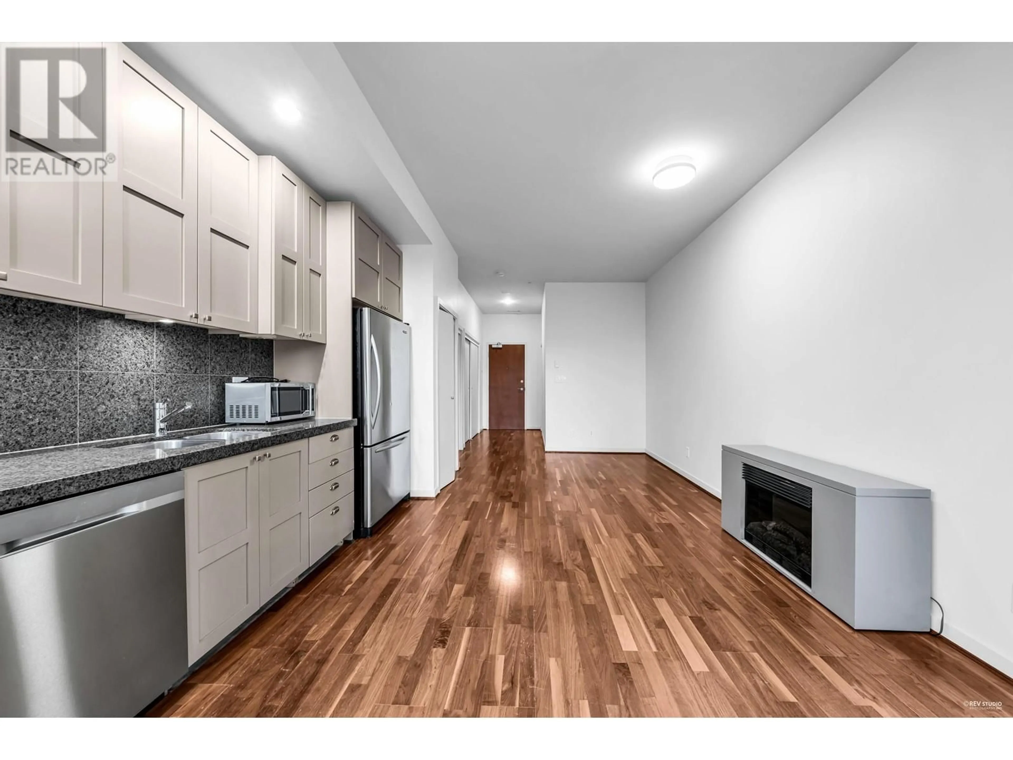 Unknown for 1010 - 1333 GEORGIA STREET, Vancouver British Columbia V6E4V3