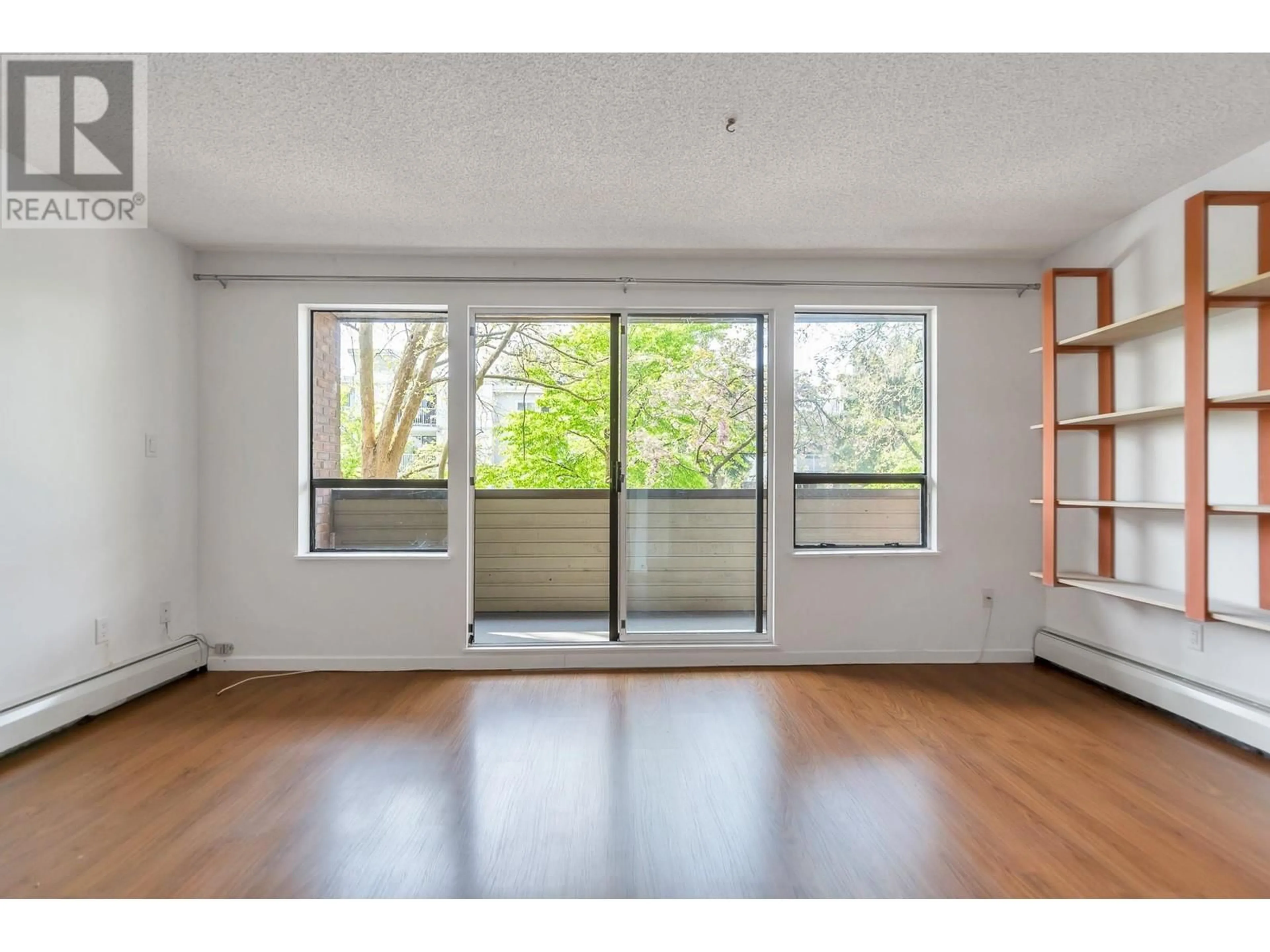 A pic of a room for 207 - 853 7TH AVENUE, Vancouver British Columbia V5T1P4