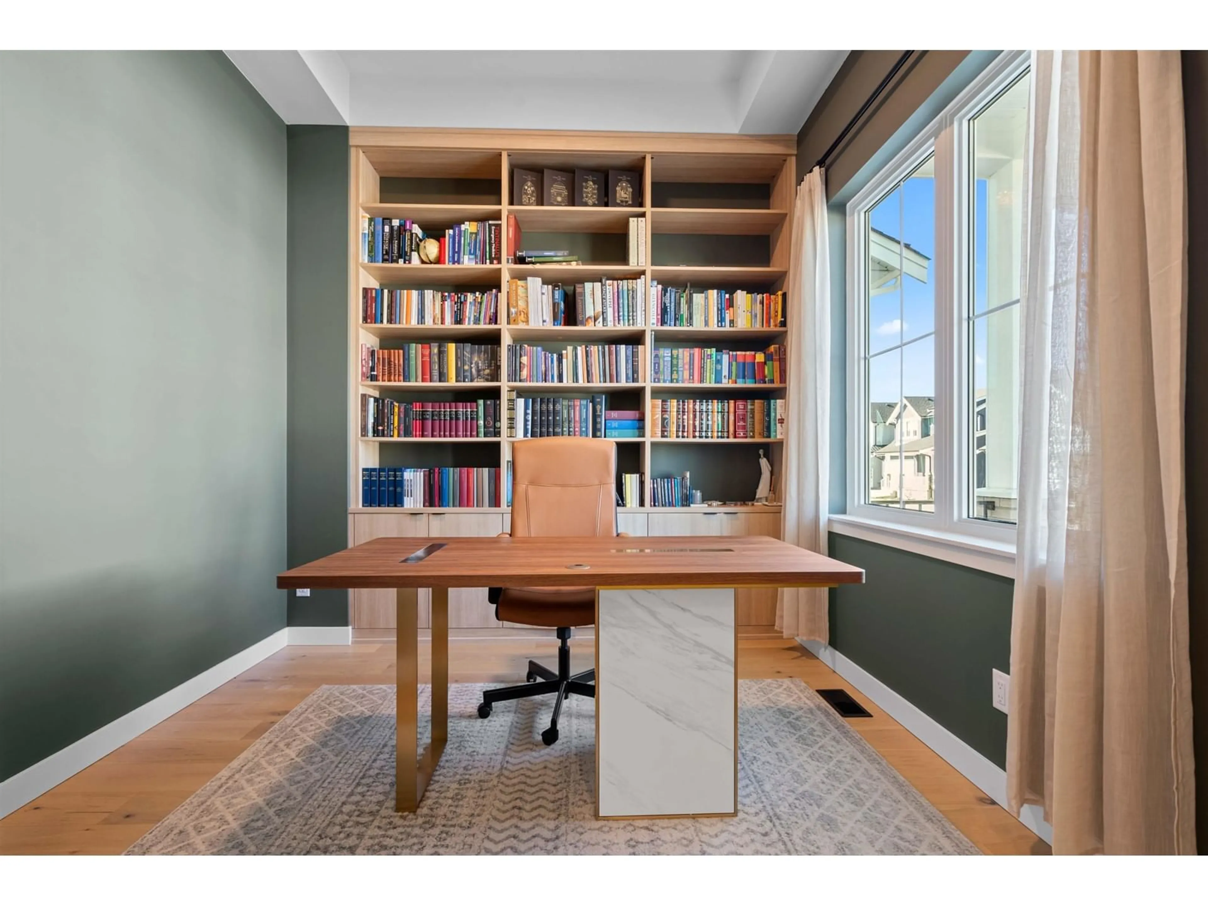 A pic of a room for 19666 75B, Langley British Columbia V2Y3T2