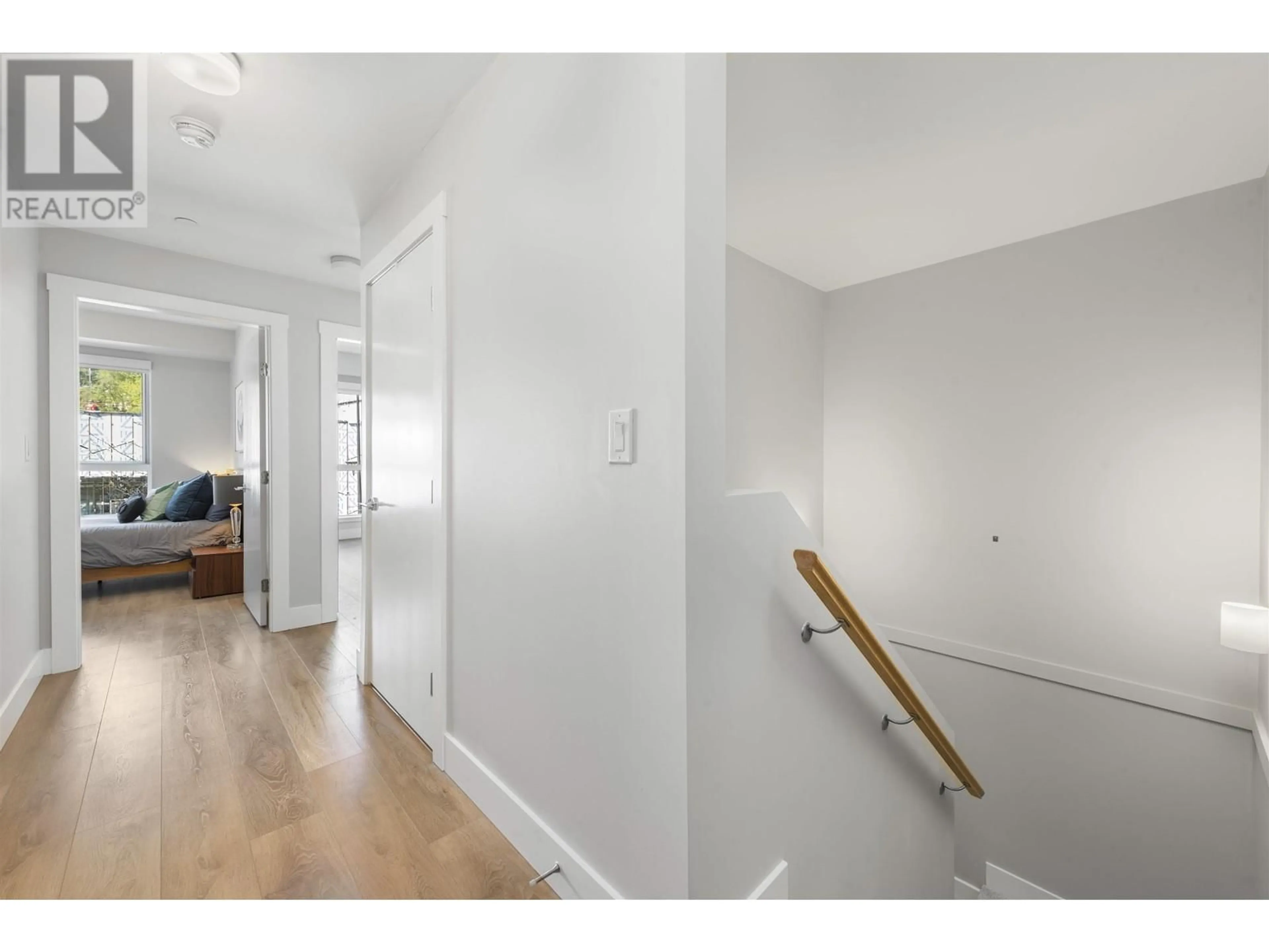 Unknown for 3574 SAWMILL CRESCENT, Vancouver British Columbia V5S0H5
