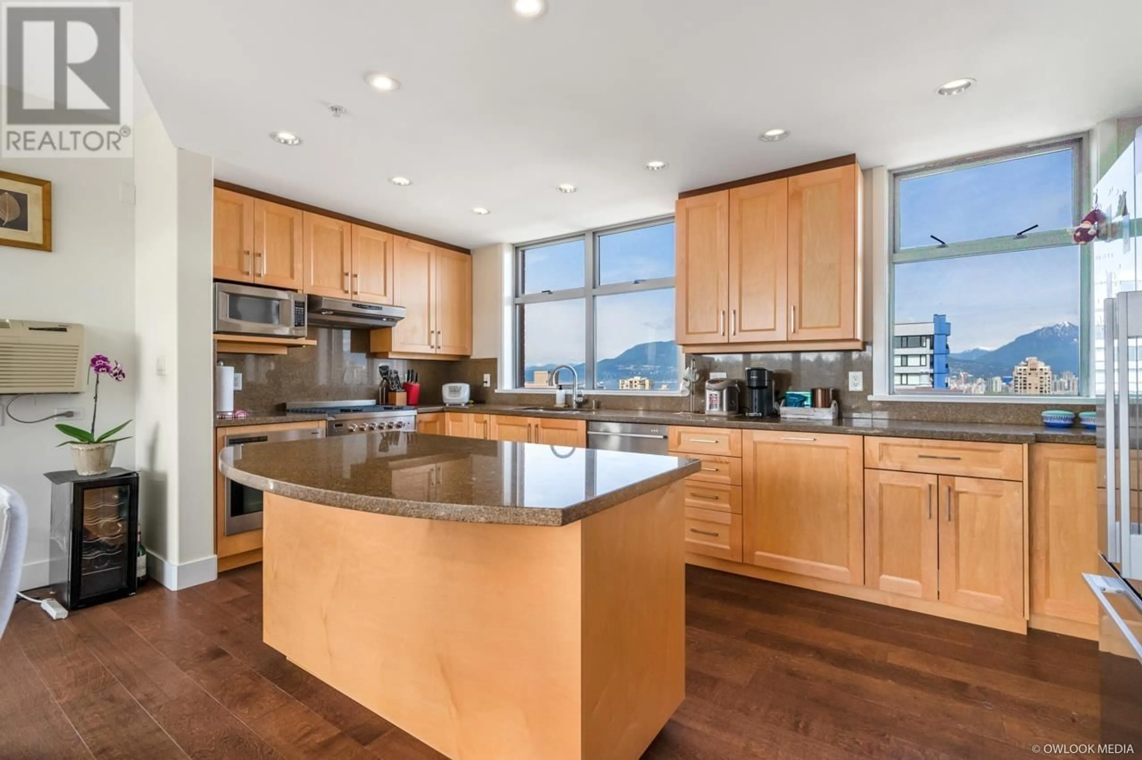 Open concept kitchen, unknown for 1201 - 2965 FIR STREET, Vancouver British Columbia V6J5M9