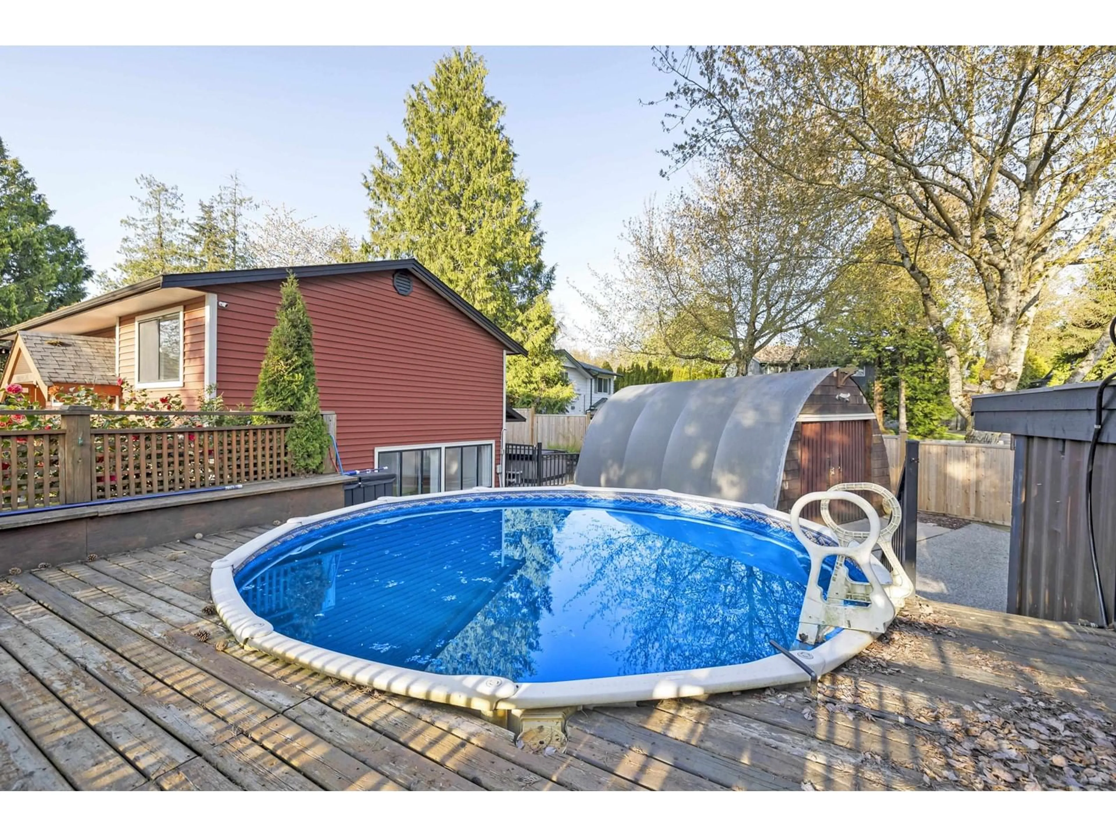 Pool for 6118 PALOMINO, Surrey British Columbia V3S5B6