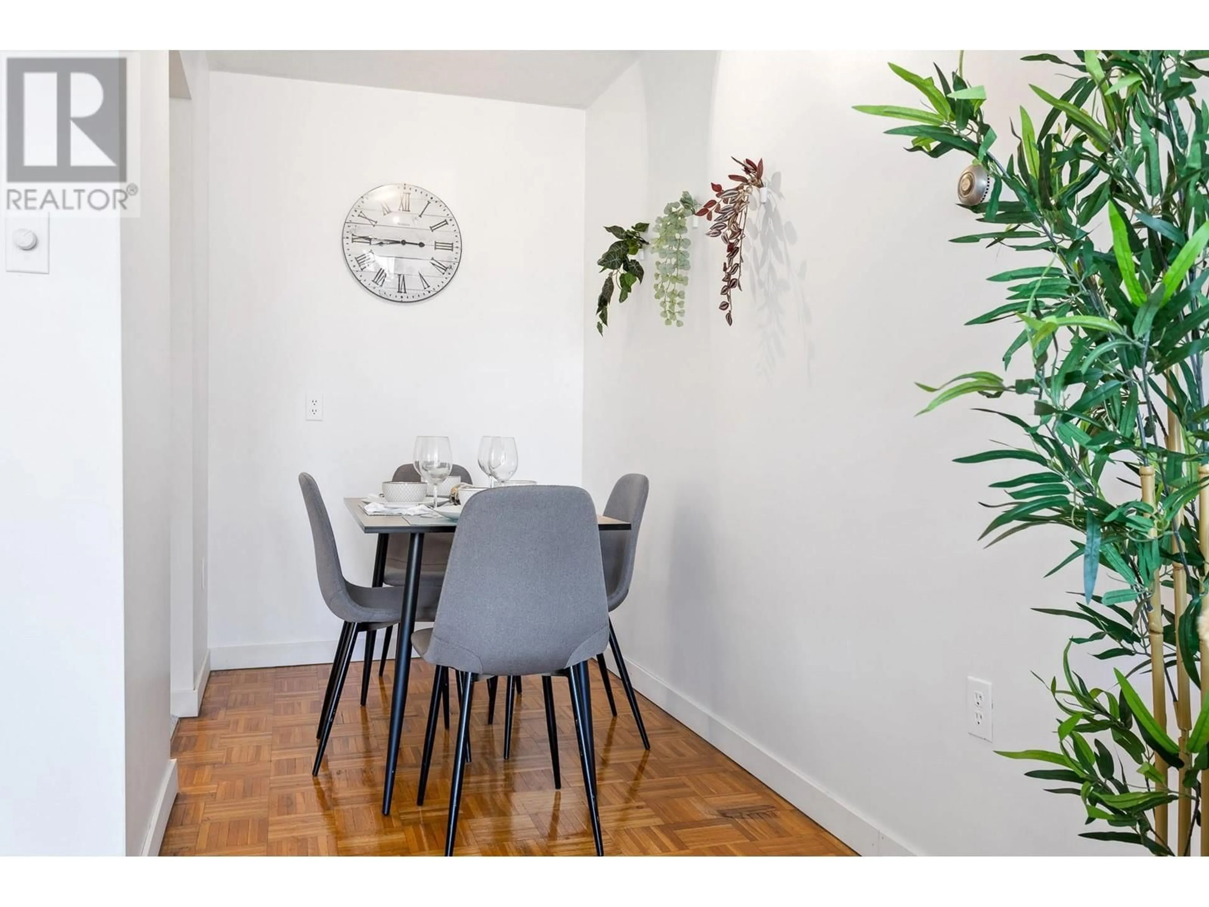 Dining room, wood/laminate floor for 601 - 1850 COMOX STREET, Vancouver British Columbia V6G1R3