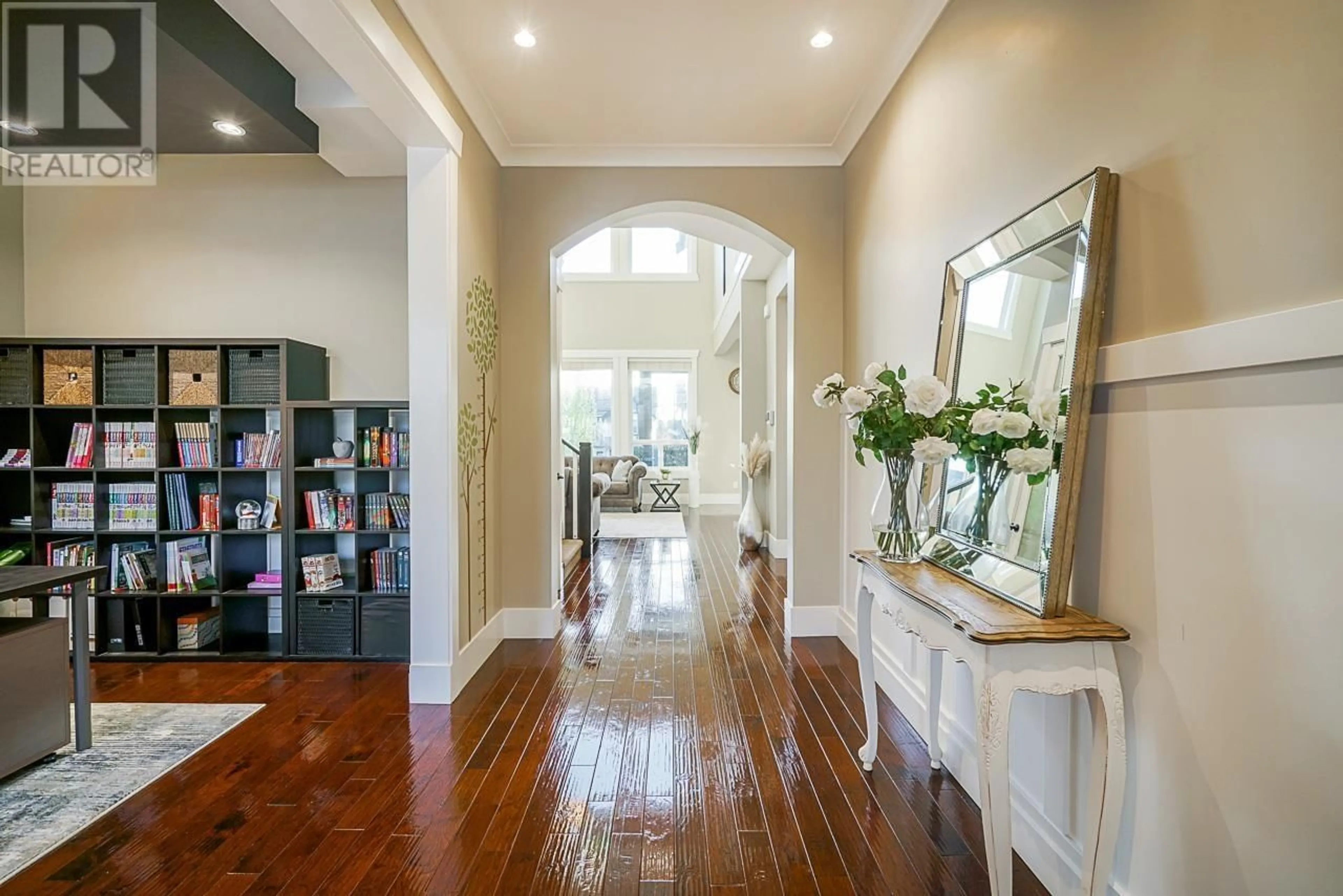 Indoor entryway for 1414 DUCHESS STREET, Coquitlam British Columbia V3E3H2