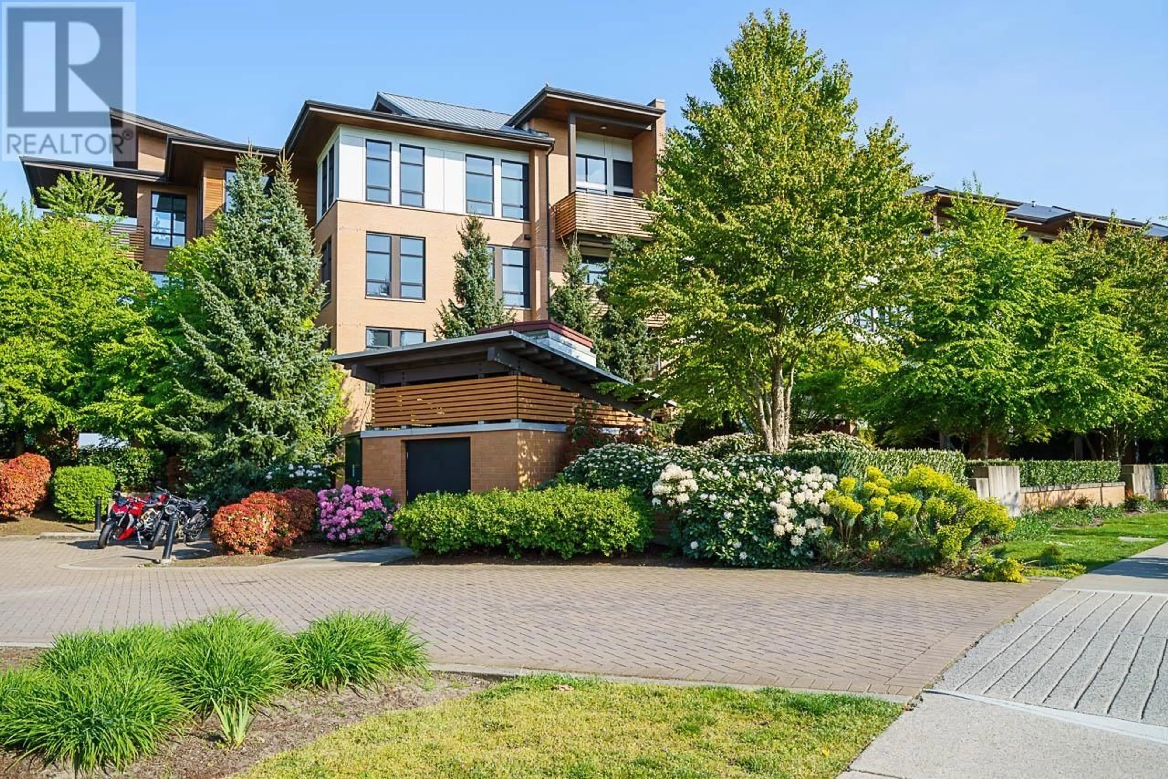 Unknown for 104 - 220 SALTER STREET, New Westminster British Columbia V3M0H4