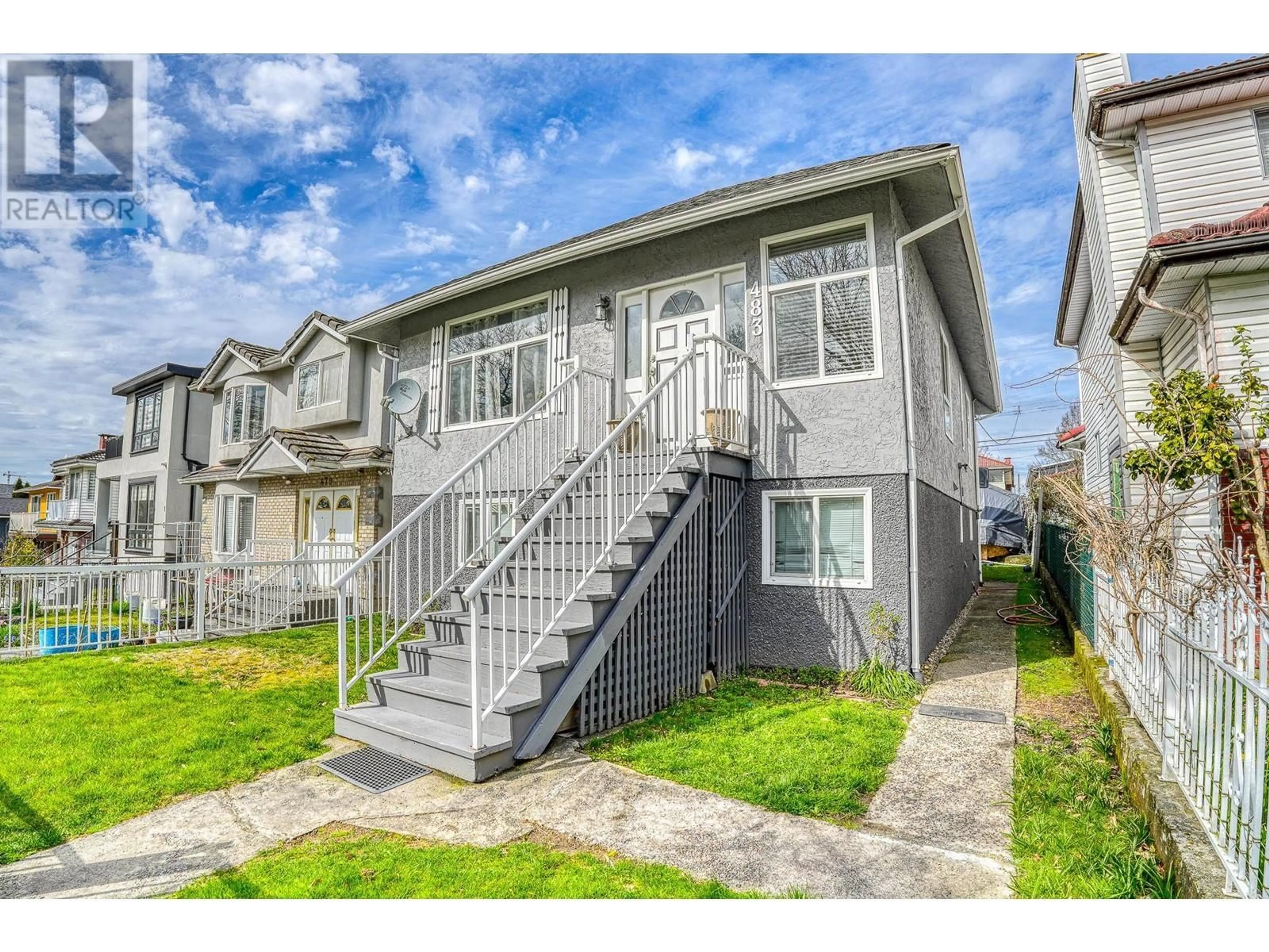 Home with vinyl exterior material, street for 483 47TH AVENUE, Vancouver British Columbia V5W2B3