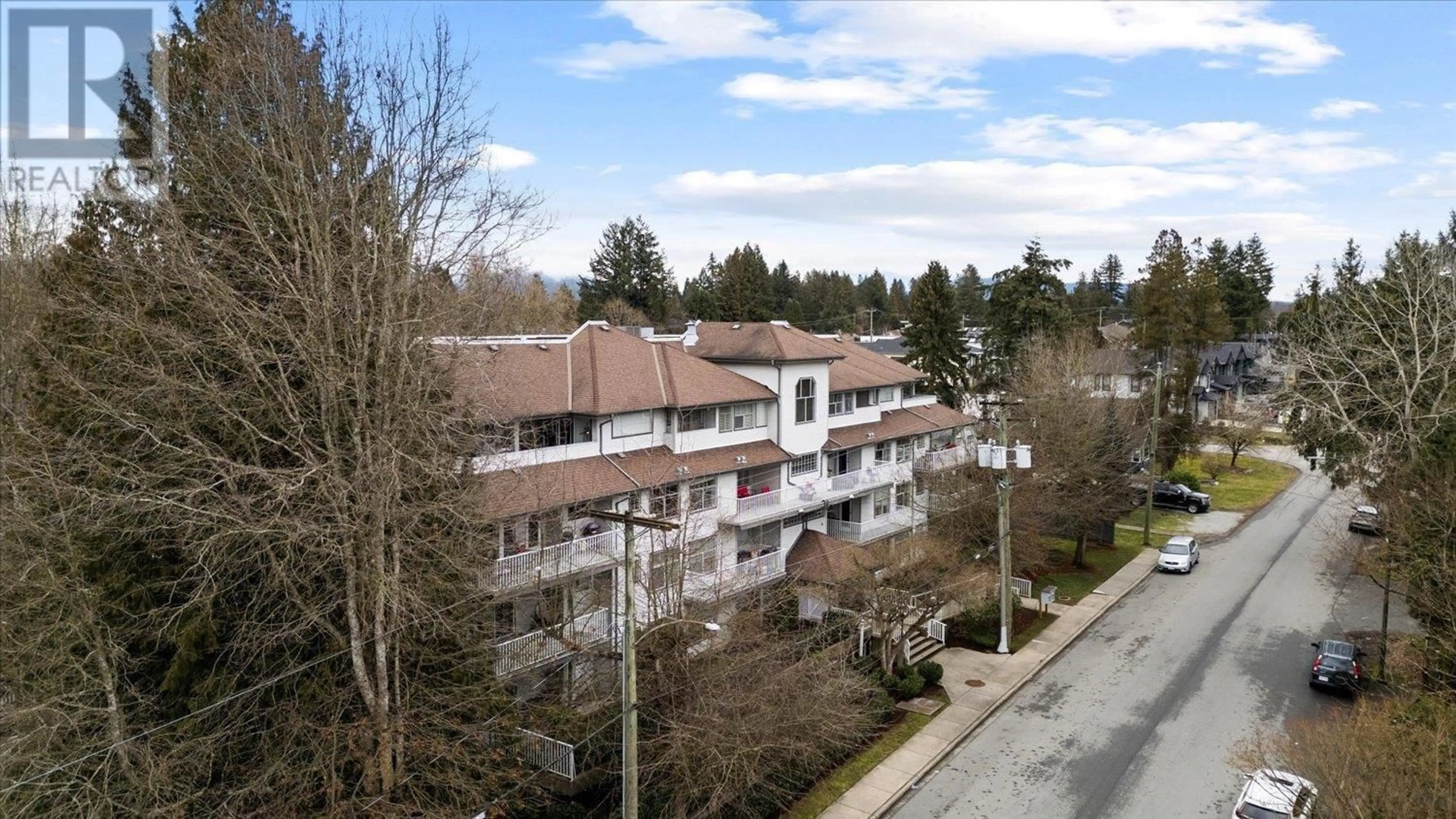 A pic from outside/outdoor area/front of a property/back of a property/a pic from drone, unknown for 206 - 20561 113 AVENUE, Maple Ridge British Columbia V2X1E2