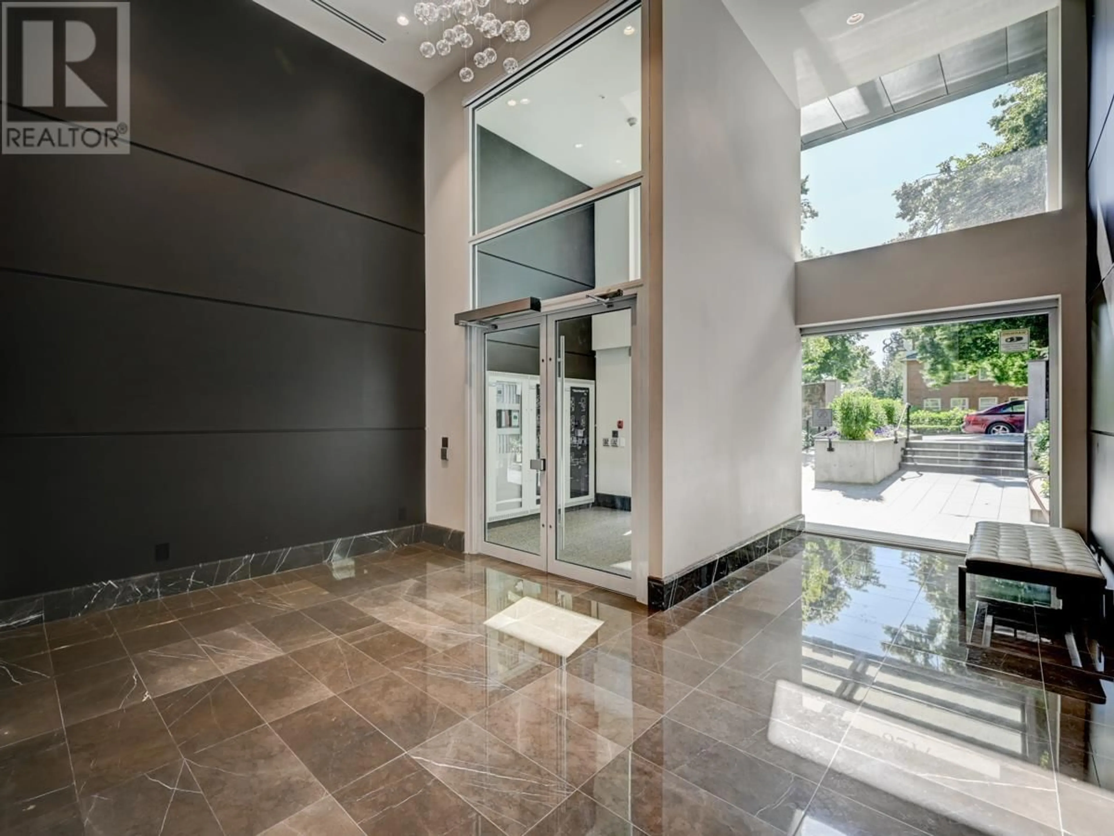 Indoor foyer for 204 - 7128 ADERA STREET, Vancouver British Columbia V6Z3G1