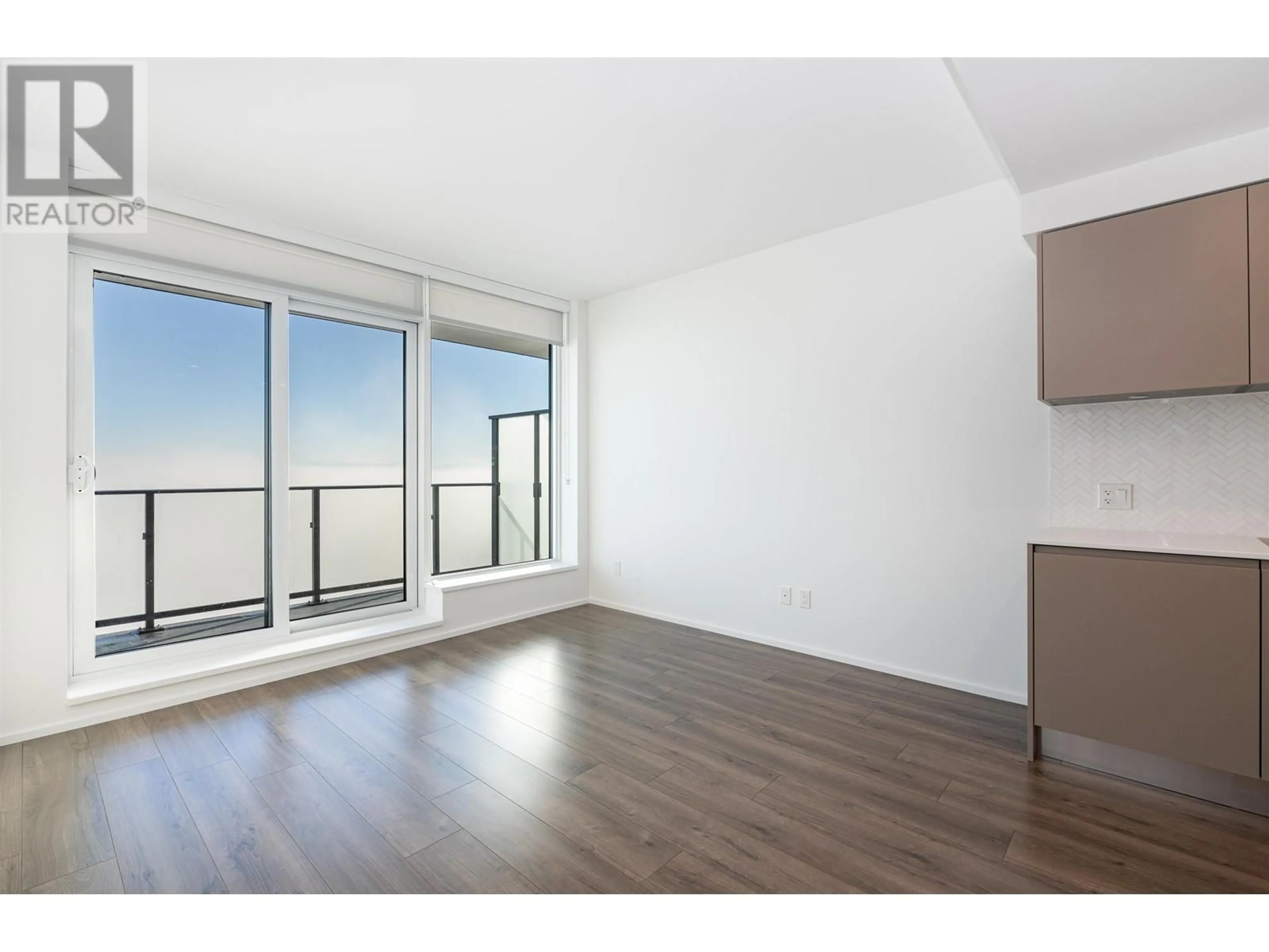 A pic of a room for 4303 - 3809 EVERGREEN PLACE, Burnaby British Columbia V3J0M1