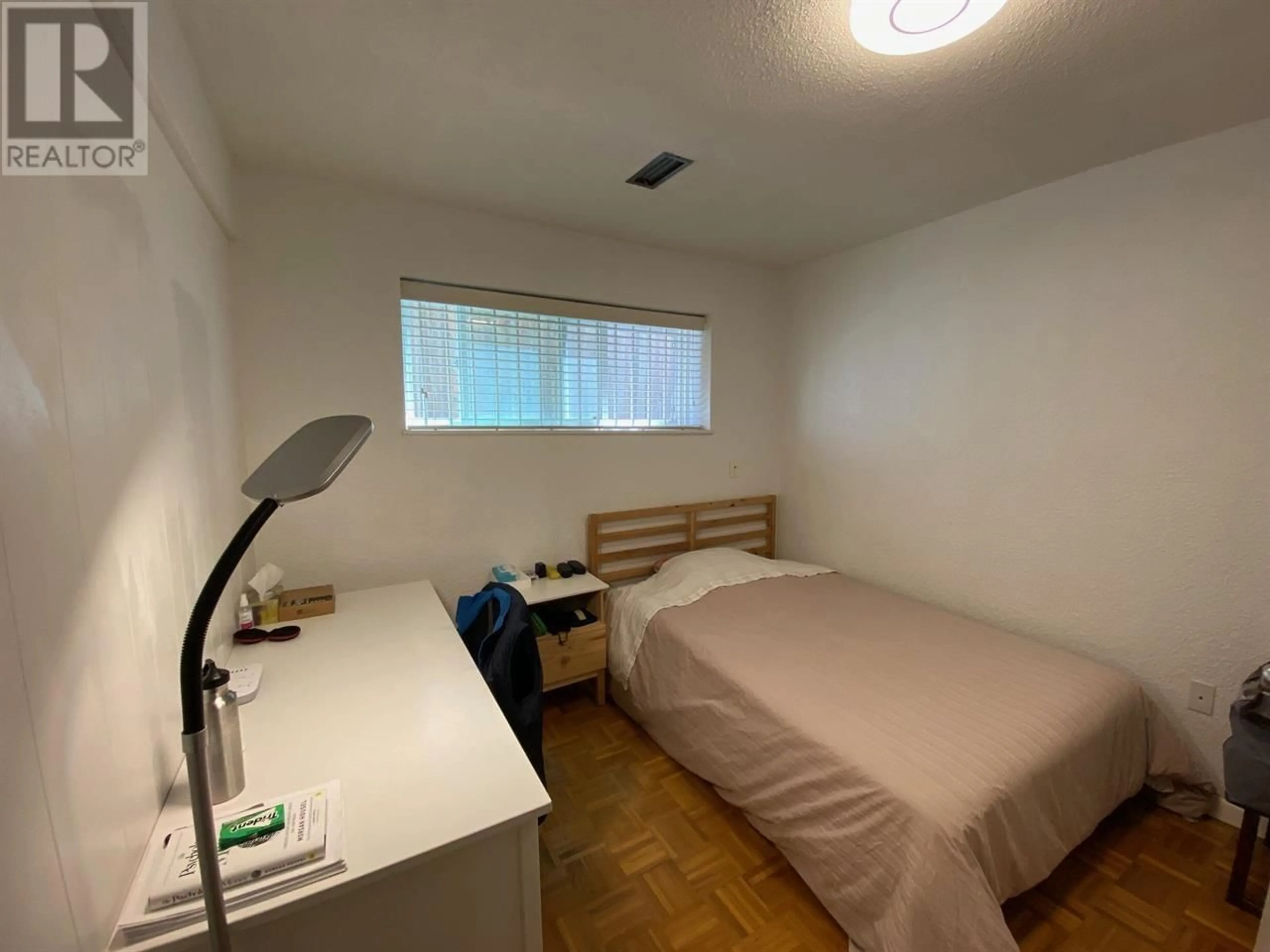 A pic of a room for 2056 29TH AVENUE, Vancouver British Columbia V6J3A1