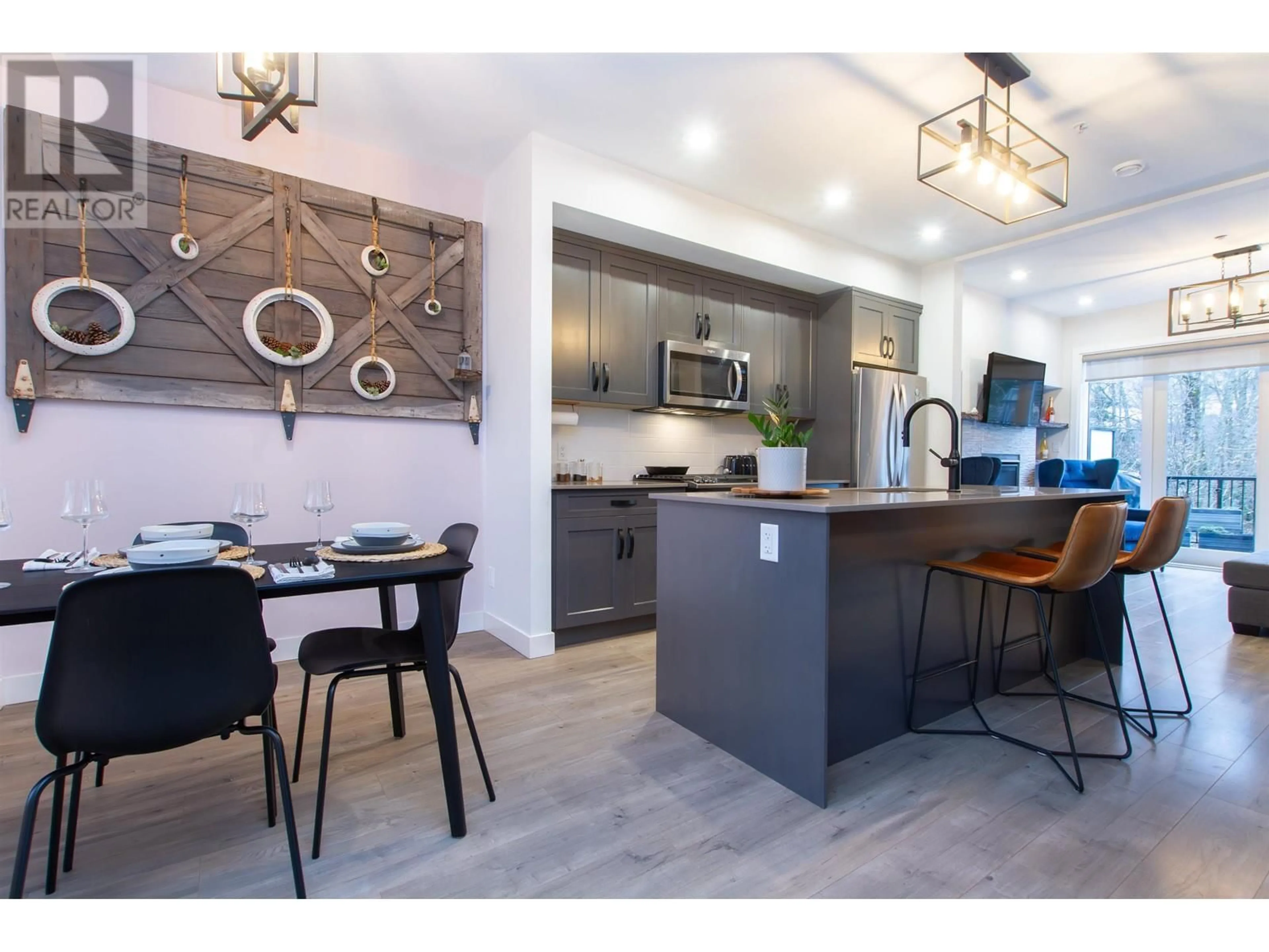 Open concept kitchen, unknown for 53 - 1188 MAIN STREET, Squamish British Columbia V8B0Z3