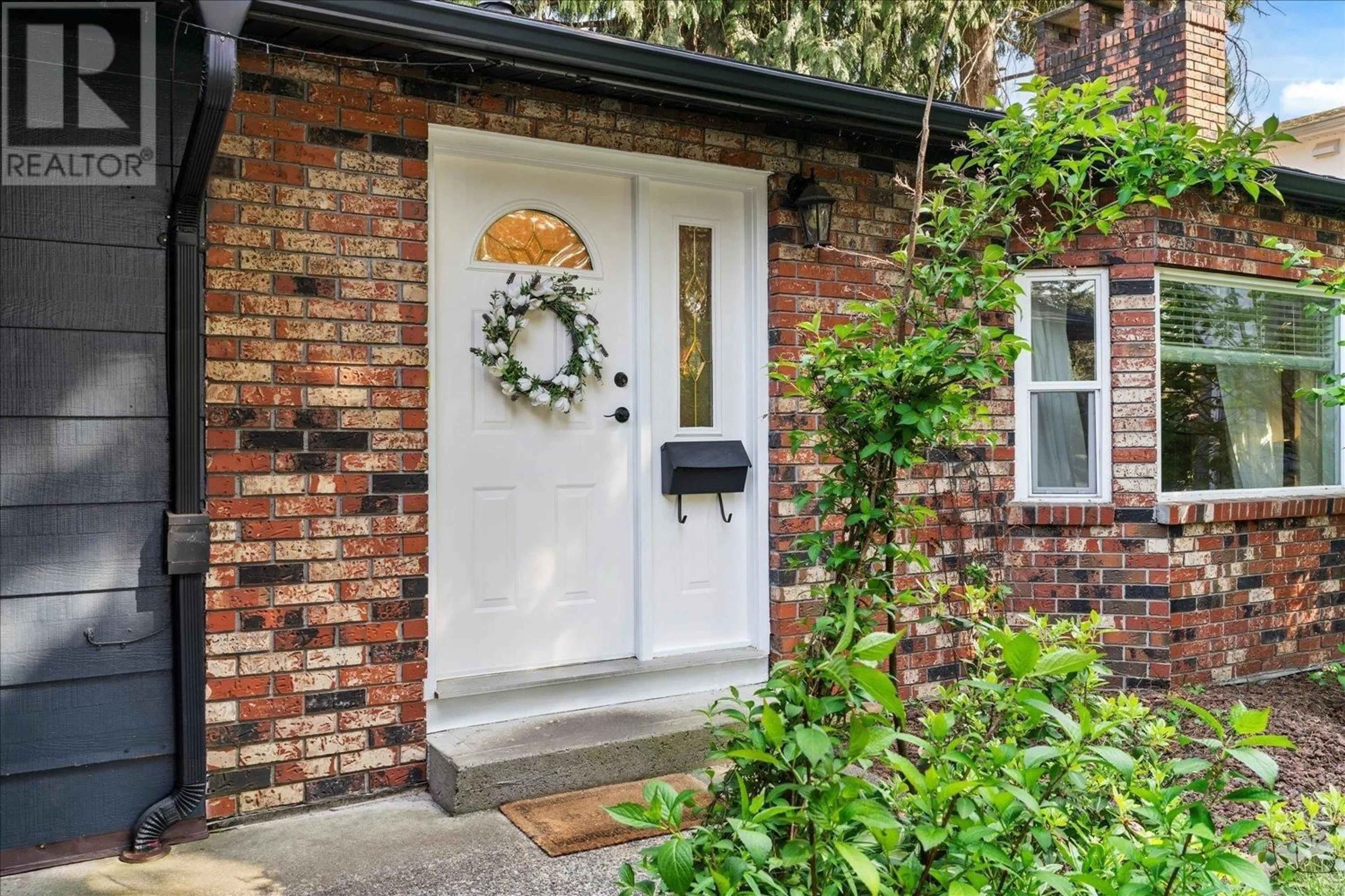 Home with brick exterior material, street for 11746 MORRIS STREET, Maple Ridge British Columbia V2X5C8