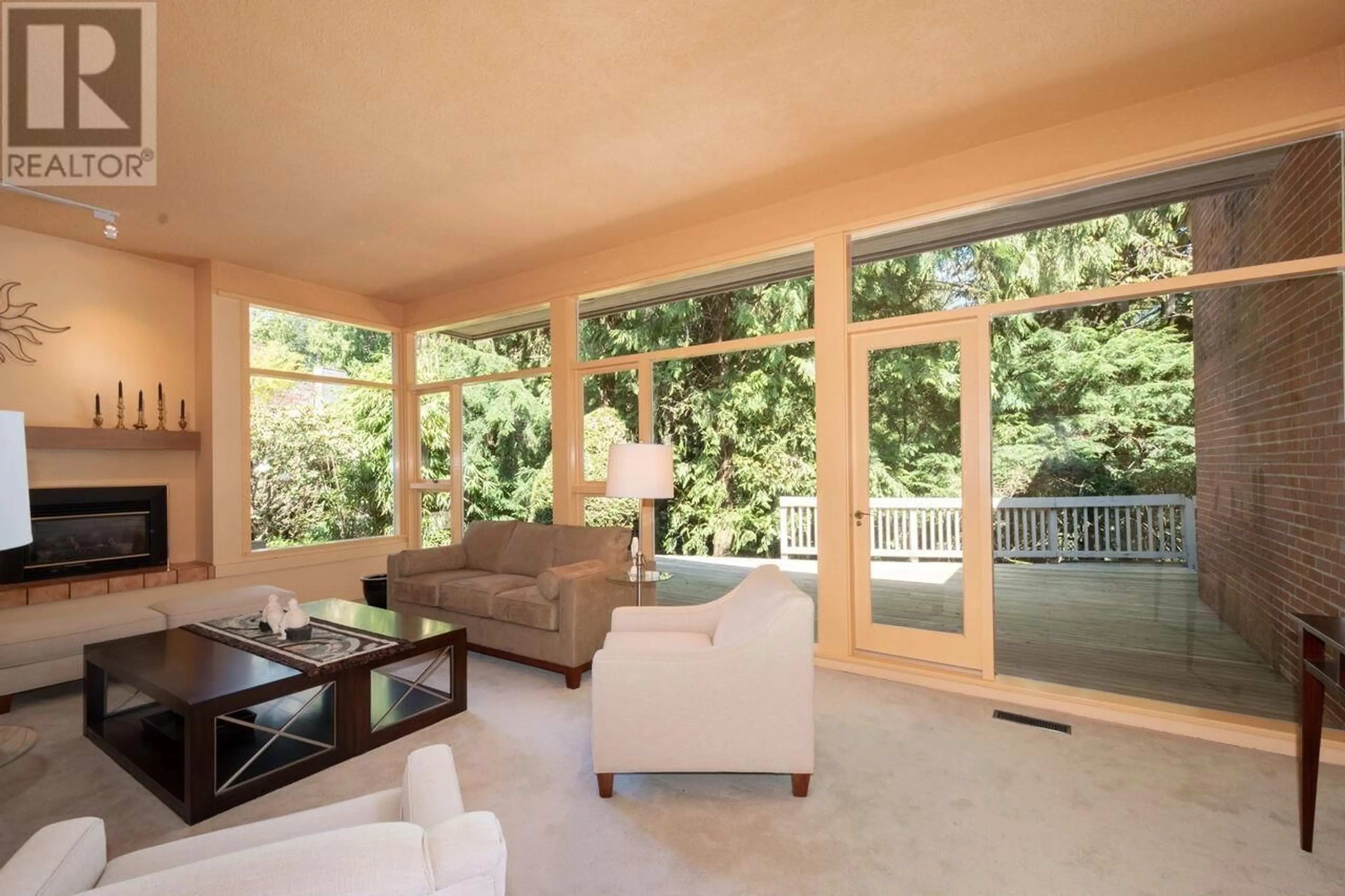 Living room with furniture, unknown for 4136 VIRGINIA CRESCENT, North Vancouver British Columbia V7R3Z6