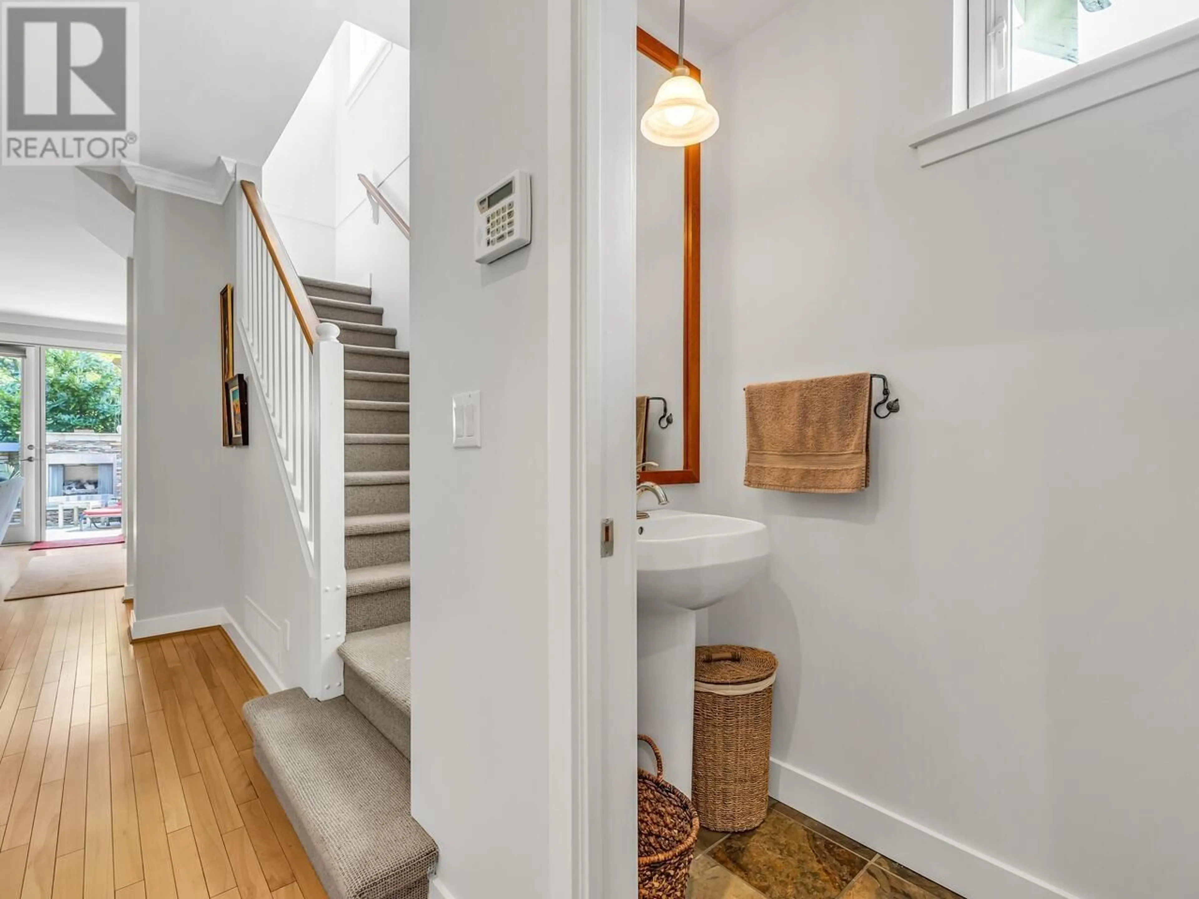 Unknown for 4658 CAPILANO ROAD, North Vancouver British Columbia V7R4K3
