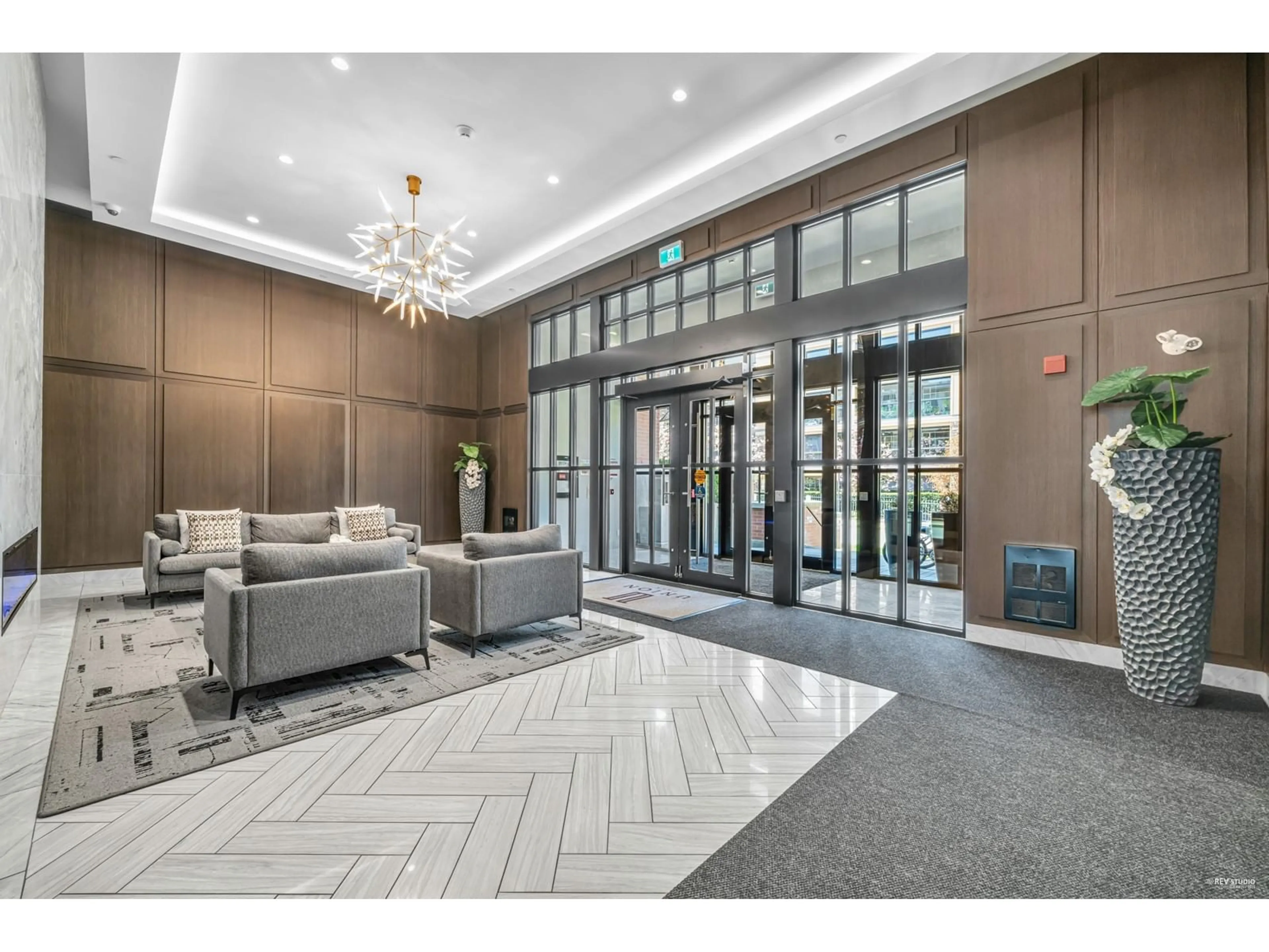 Indoor foyer for A413 - 8150 207, Langley British Columbia V2Y4J2