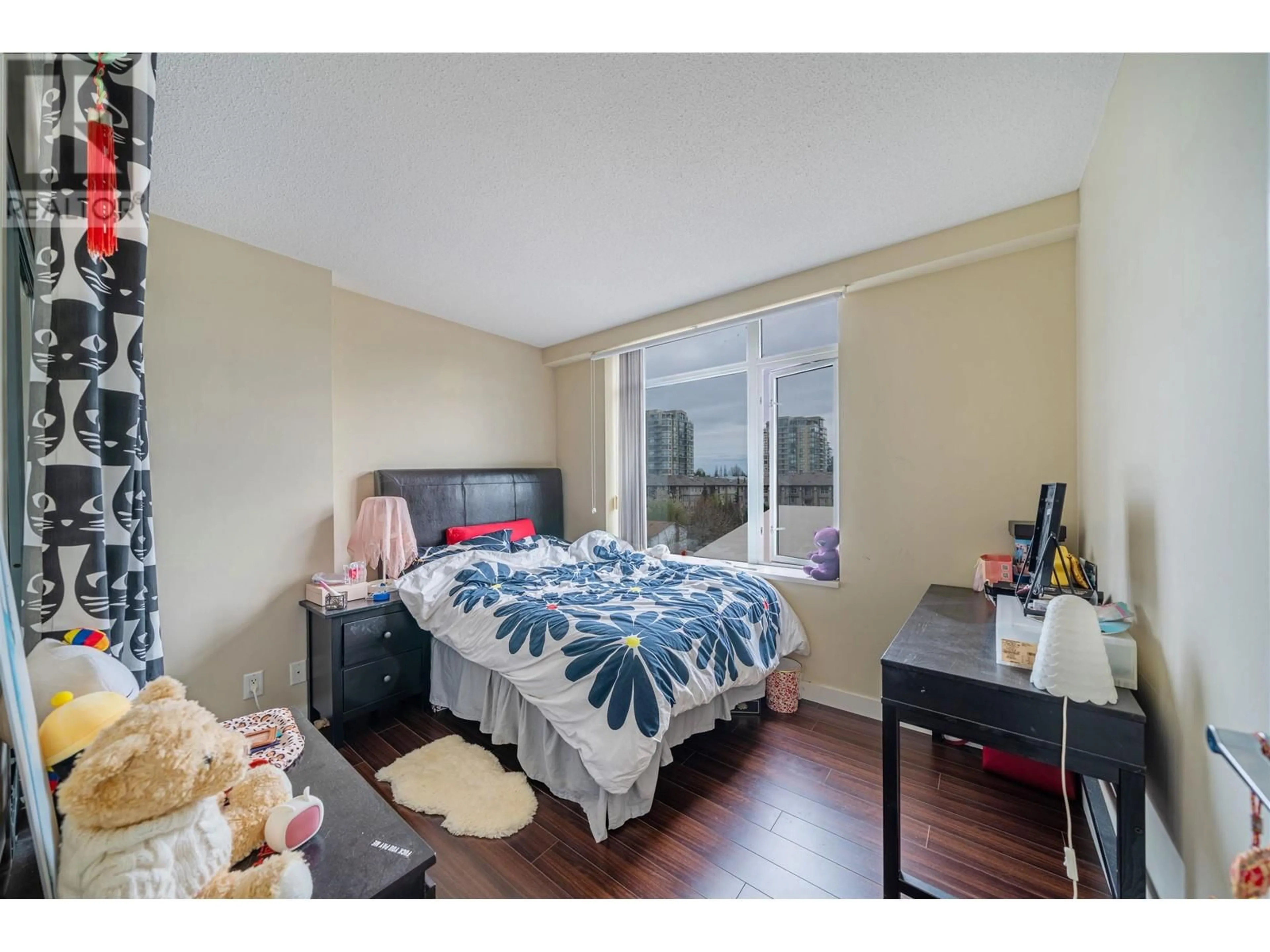 A pic of a room for 501 - 9171 FERNDALE ROAD, Richmond British Columbia V6Y0A5