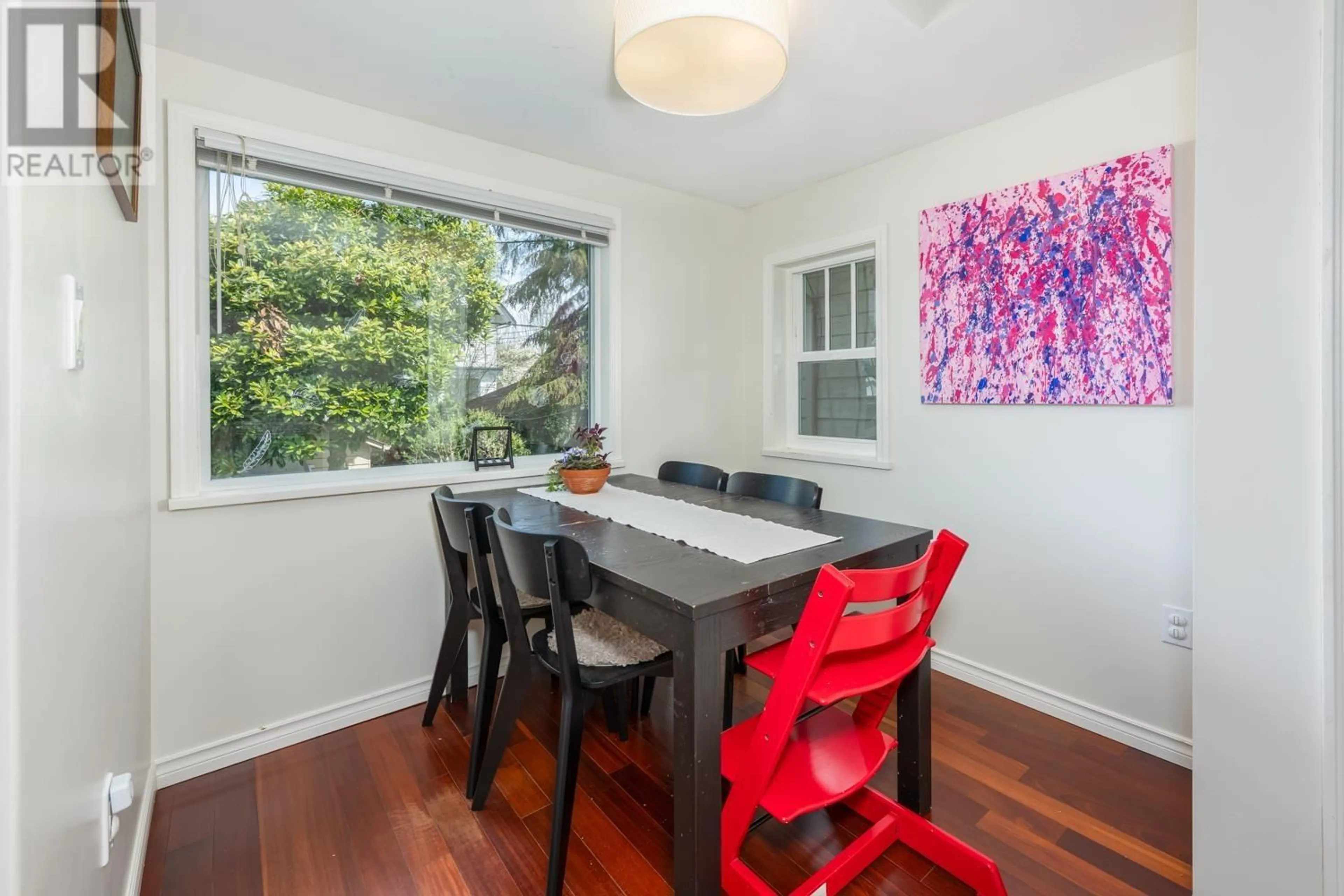Dining room, wood/laminate floor for 2907 34TH AVENUE, Vancouver British Columbia V6N2J9