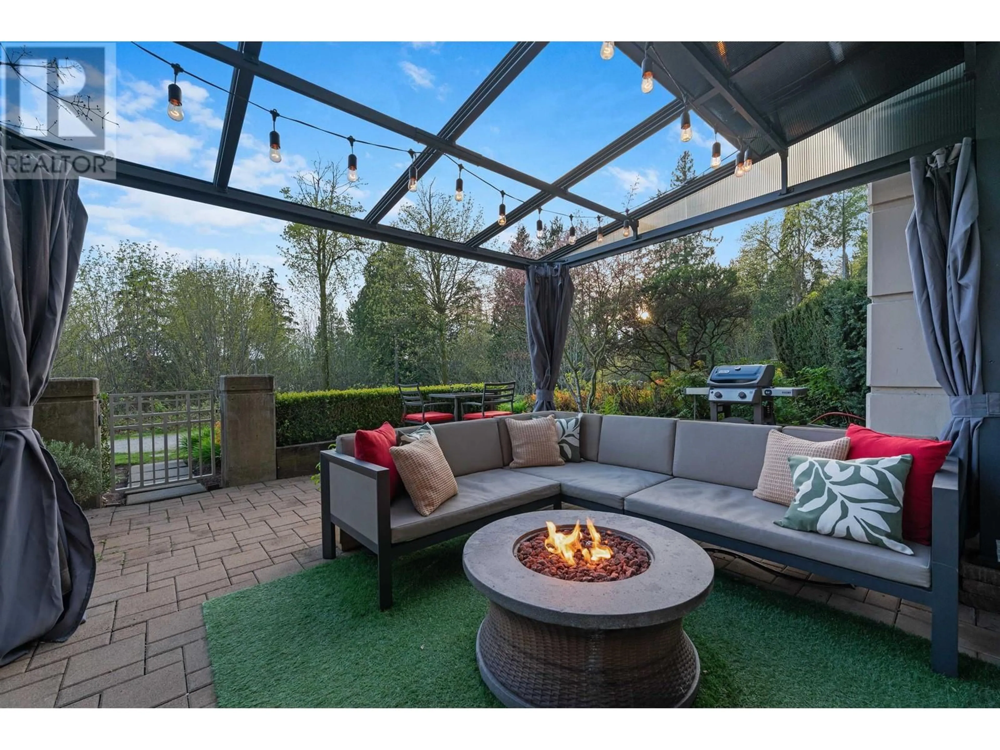 Patio, unknown for 109 - 560 RAVEN WOODS DRIVE, North Vancouver British Columbia V7G2T3