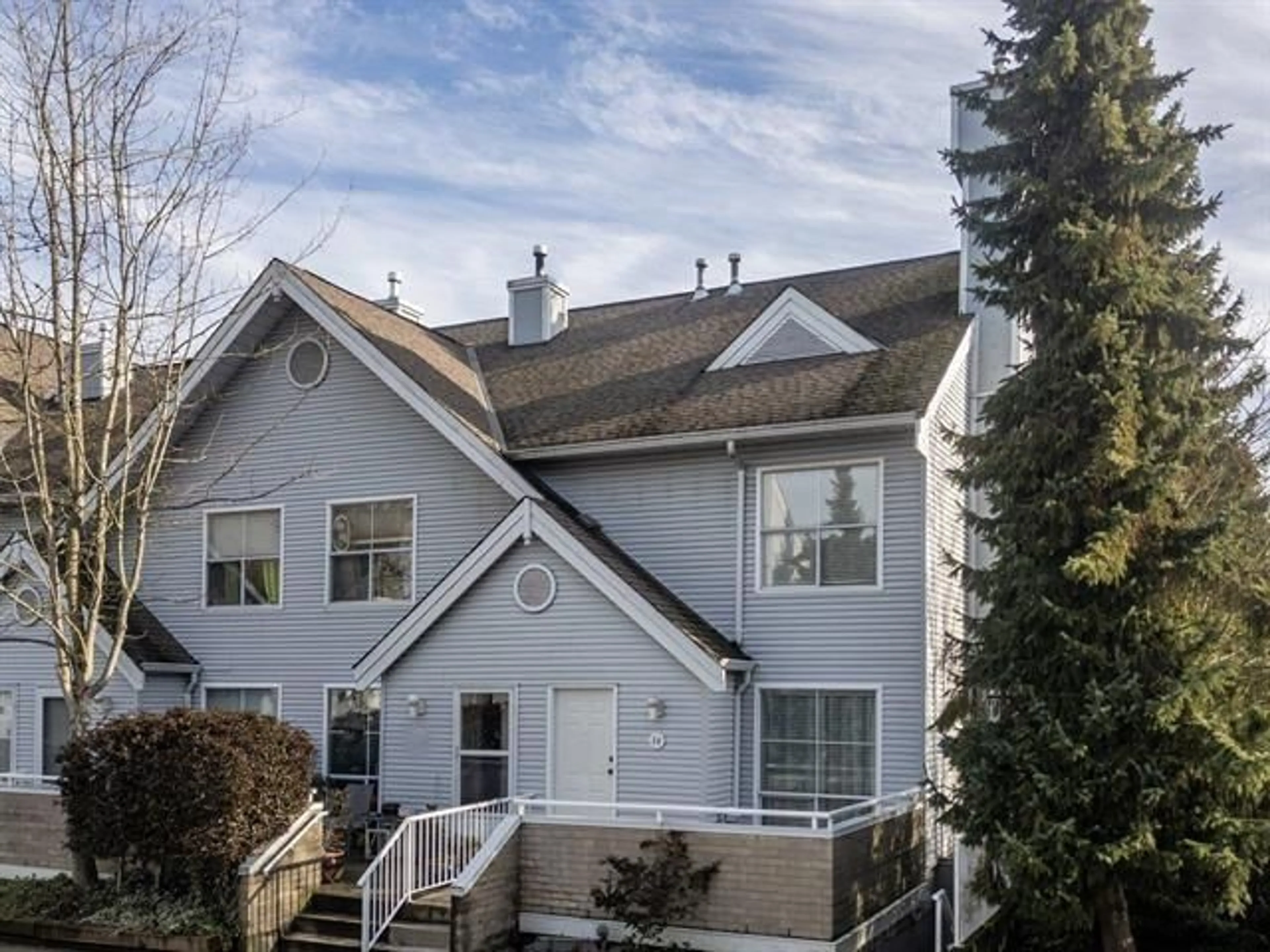 Unknown for 34 - 13706 74, Surrey British Columbia V3W1K3