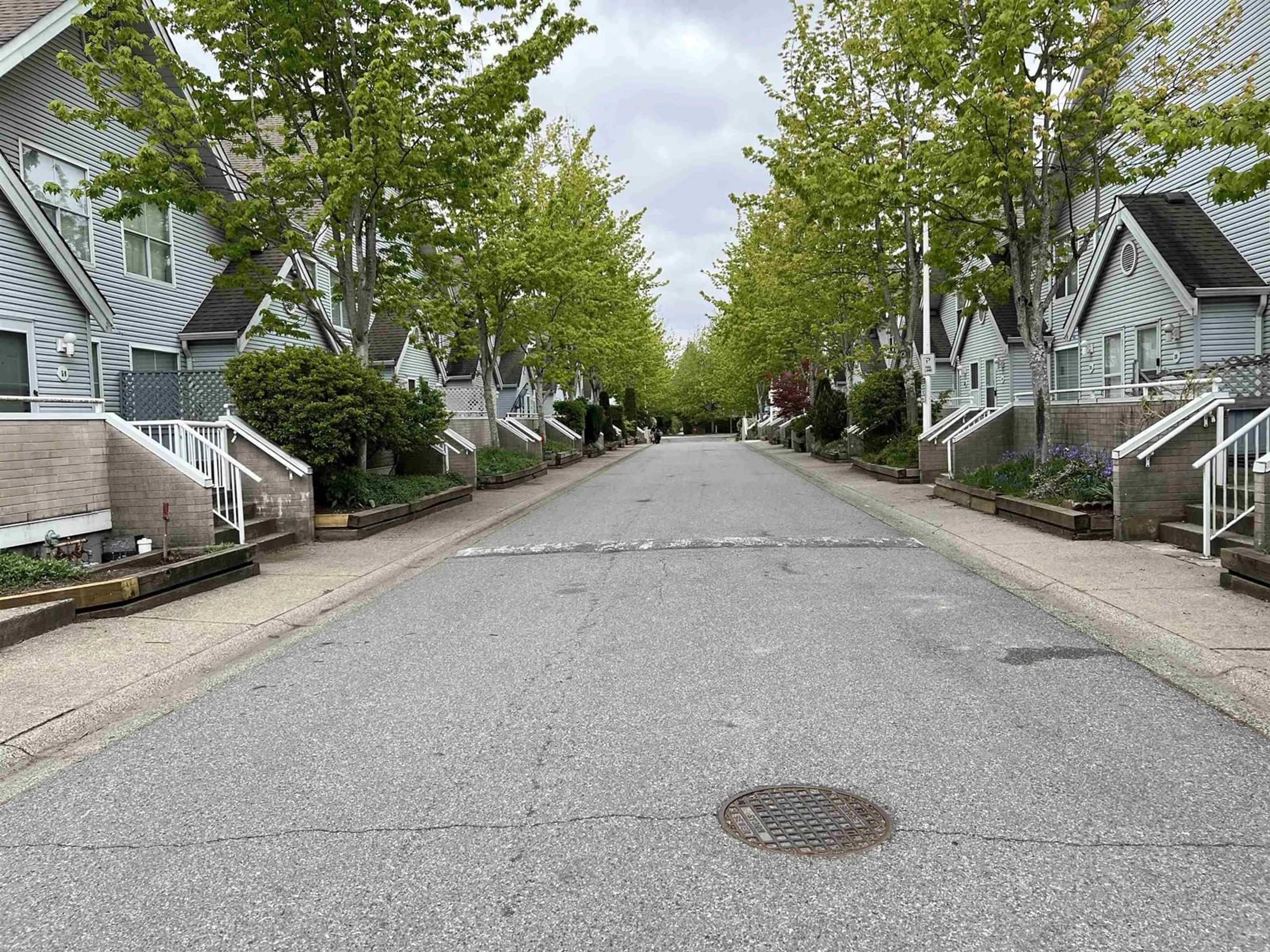 Unknown for 34 - 13706 74, Surrey British Columbia V3W1K3