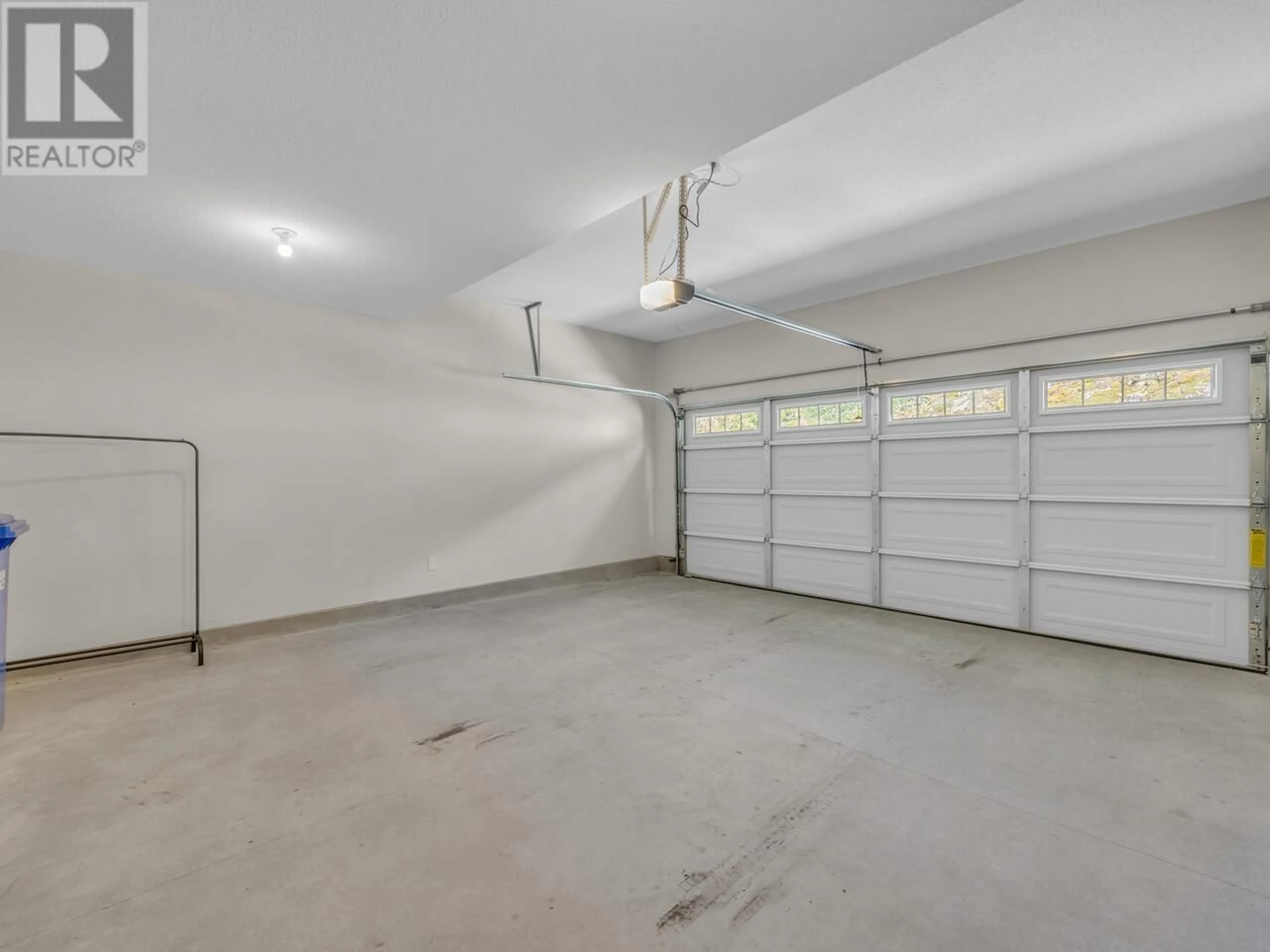 Indoor garage for 238 - 1331 WELLON STREET, Coquitlam British Columbia V3E0V2