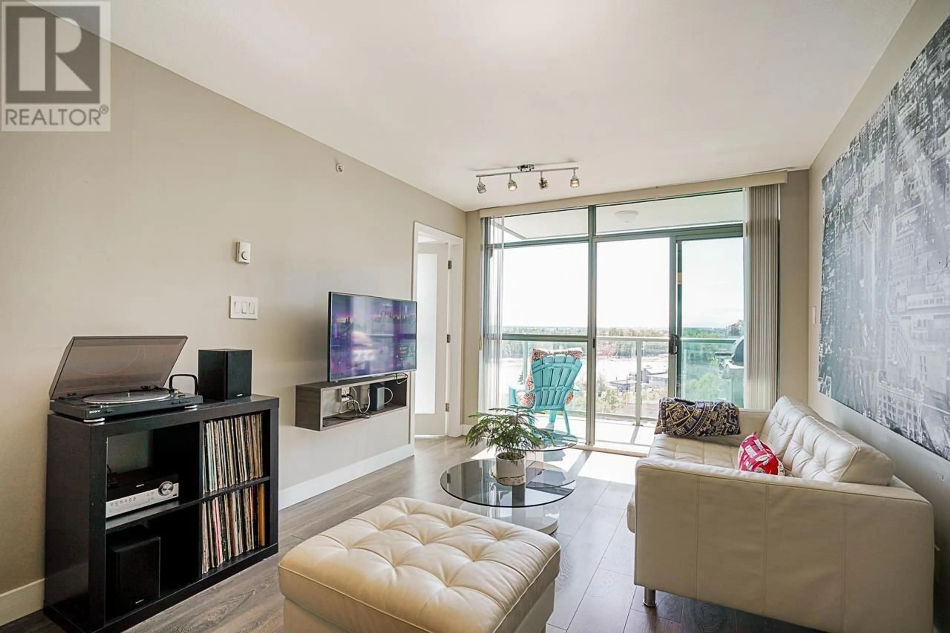 Living room with furniture, unknown for 1202 - 2763 CHANDLERY PLACE, Vancouver British Columbia V5S4V4