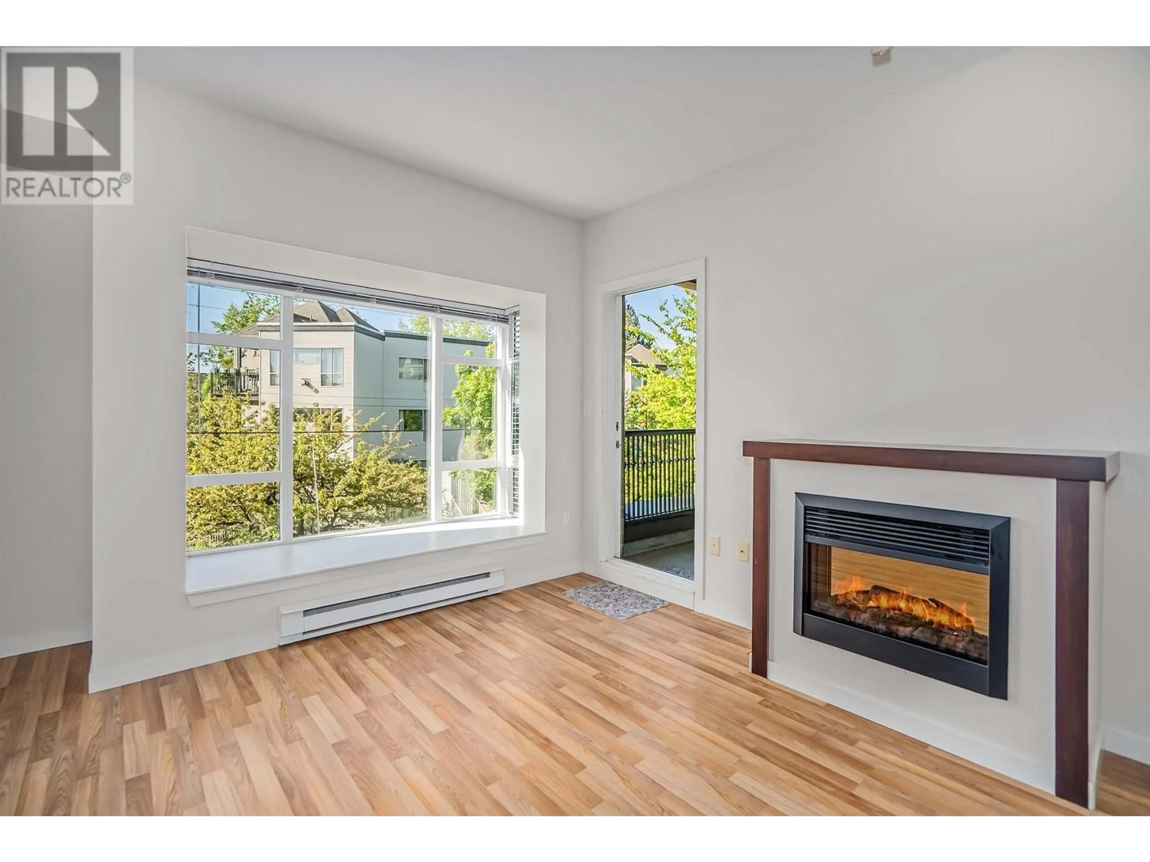 A pic of a room for 209 - 2478 WELCHER AVENUE, Port Coquitlam British Columbia V3C0A6