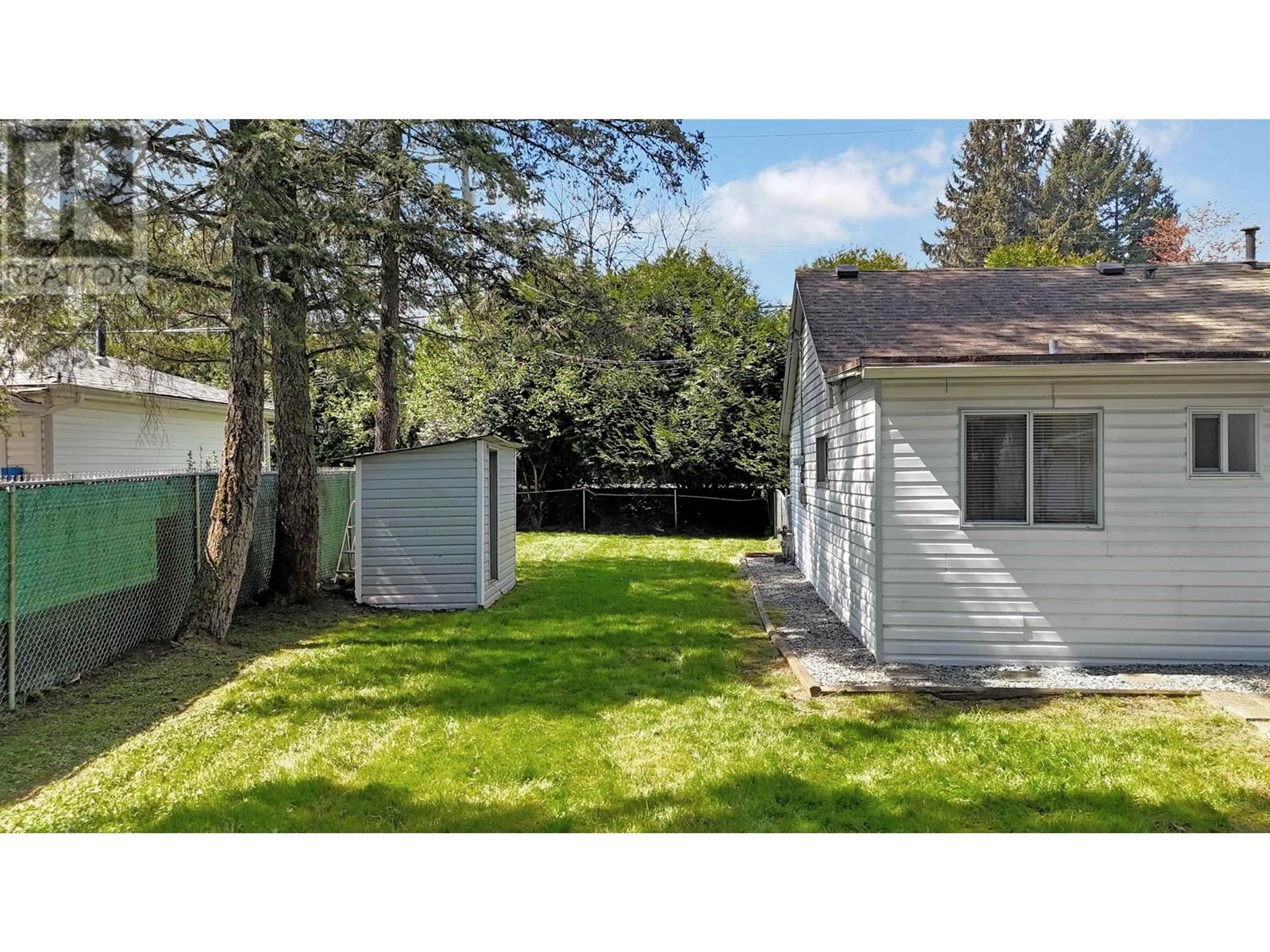 Shed for 3696 CEDAR DRIVE, Port Coquitlam British Columbia V3B3C9