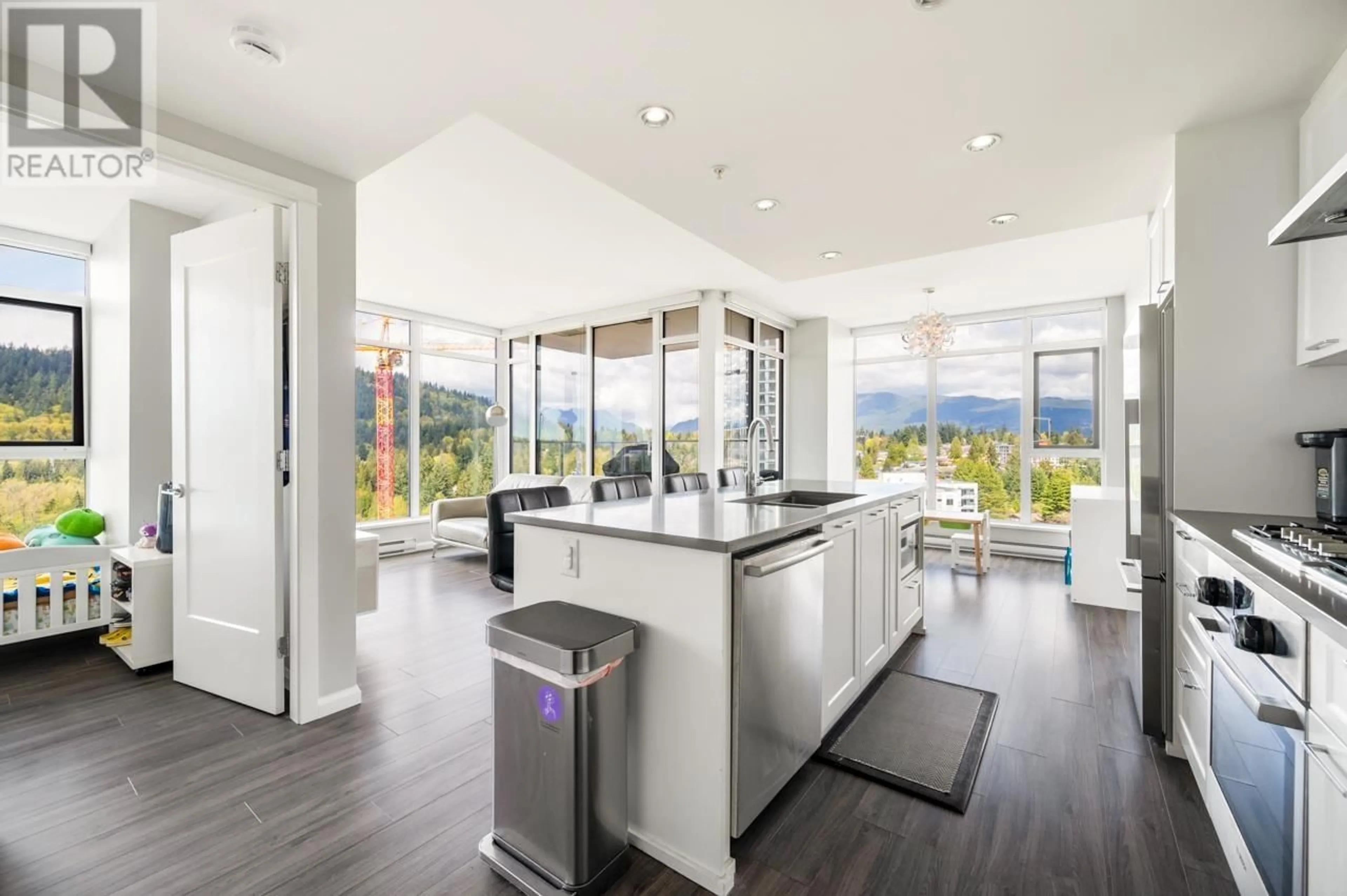 Open concept kitchen, ceramic/tile floor for 1305 - 520 COMO LAKE AVENUE, Coquitlam British Columbia V3J0E8