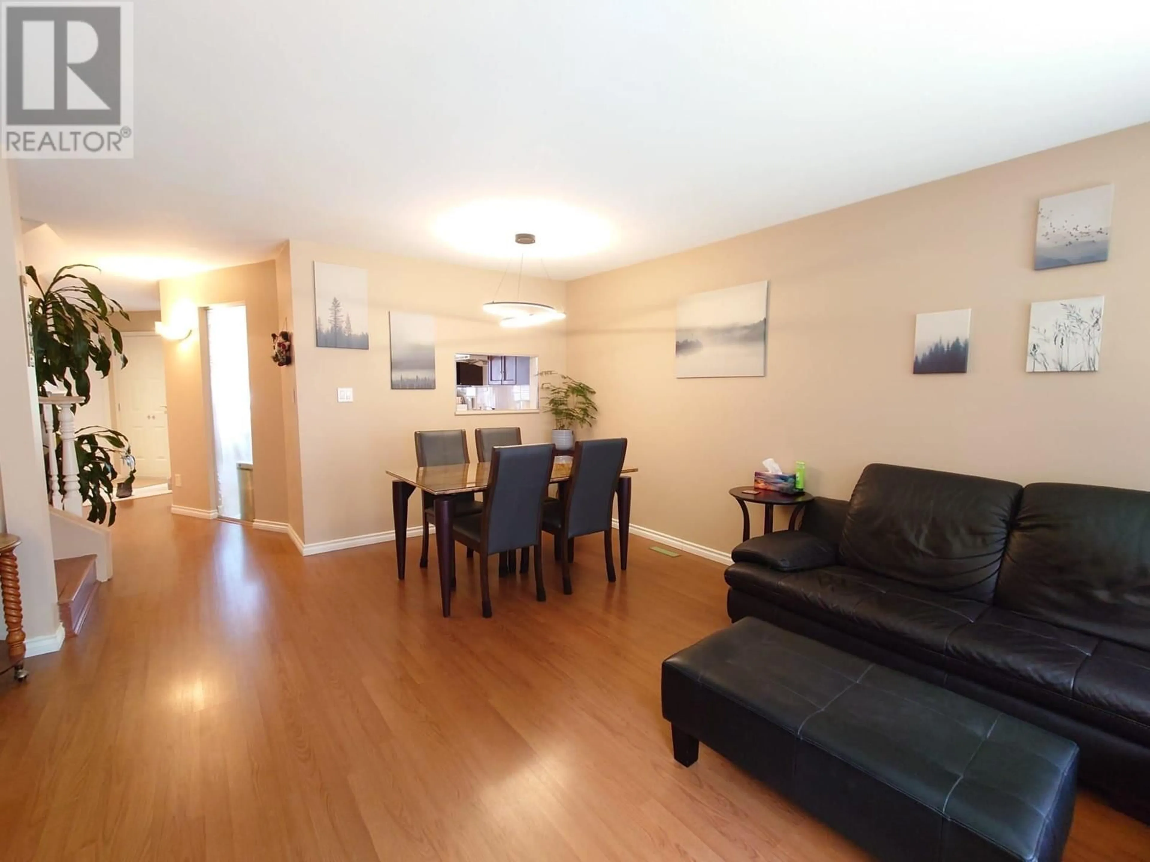 Living room with furniture, wood/laminate floor for 2 - 8411 SAUNDERS ROAD, Richmond British Columbia V7A2A6
