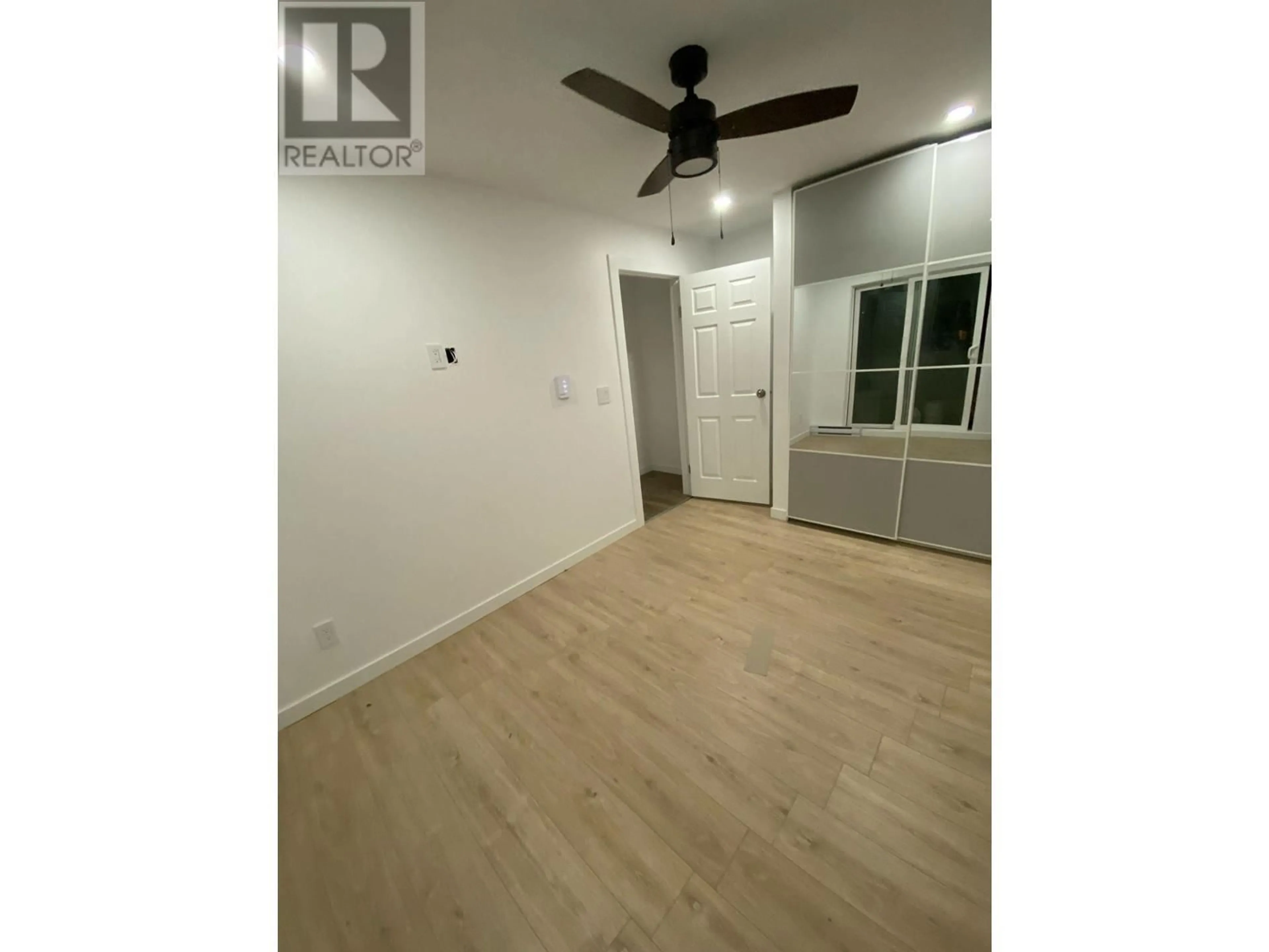 A pic of a room for 406 - 1515 BROADWAY, Vancouver British Columbia V5N1V9