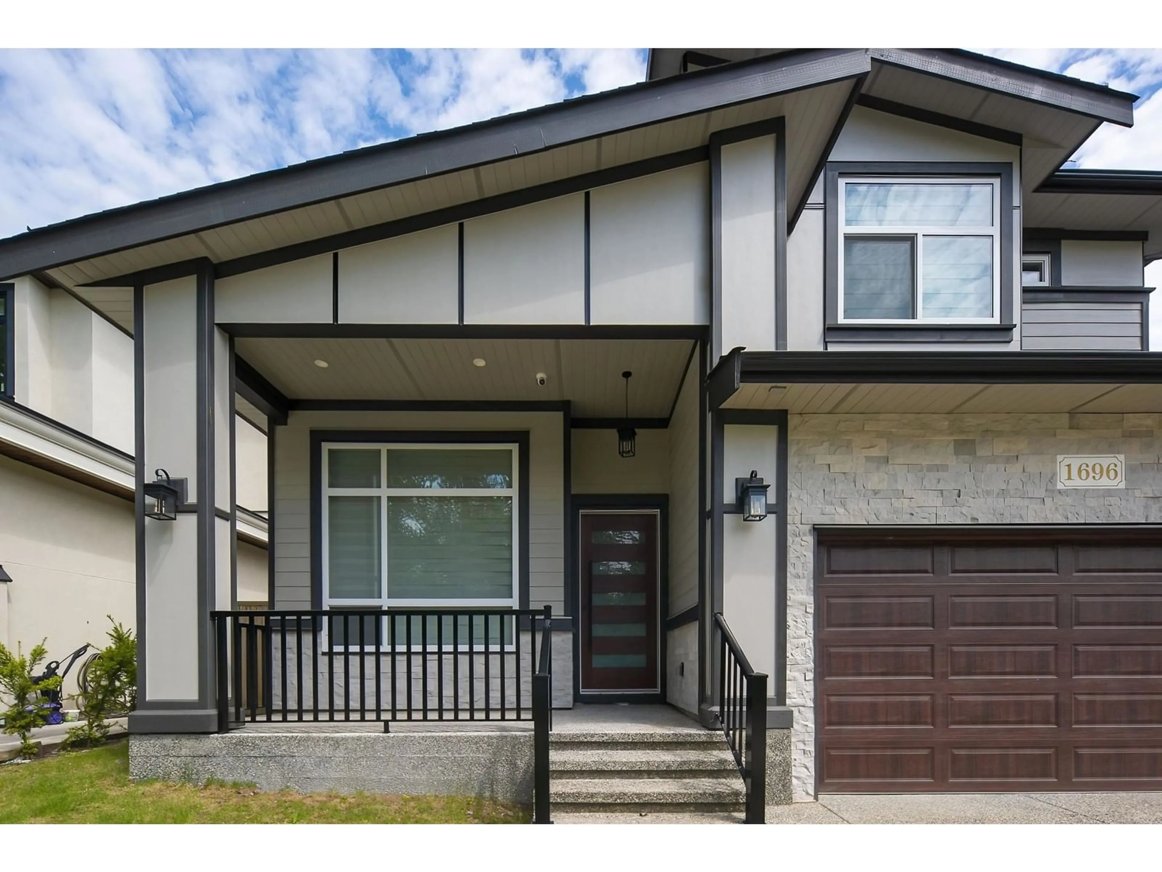 Home with vinyl exterior material, street for 1696 166A, Surrey British Columbia V3Z9X5