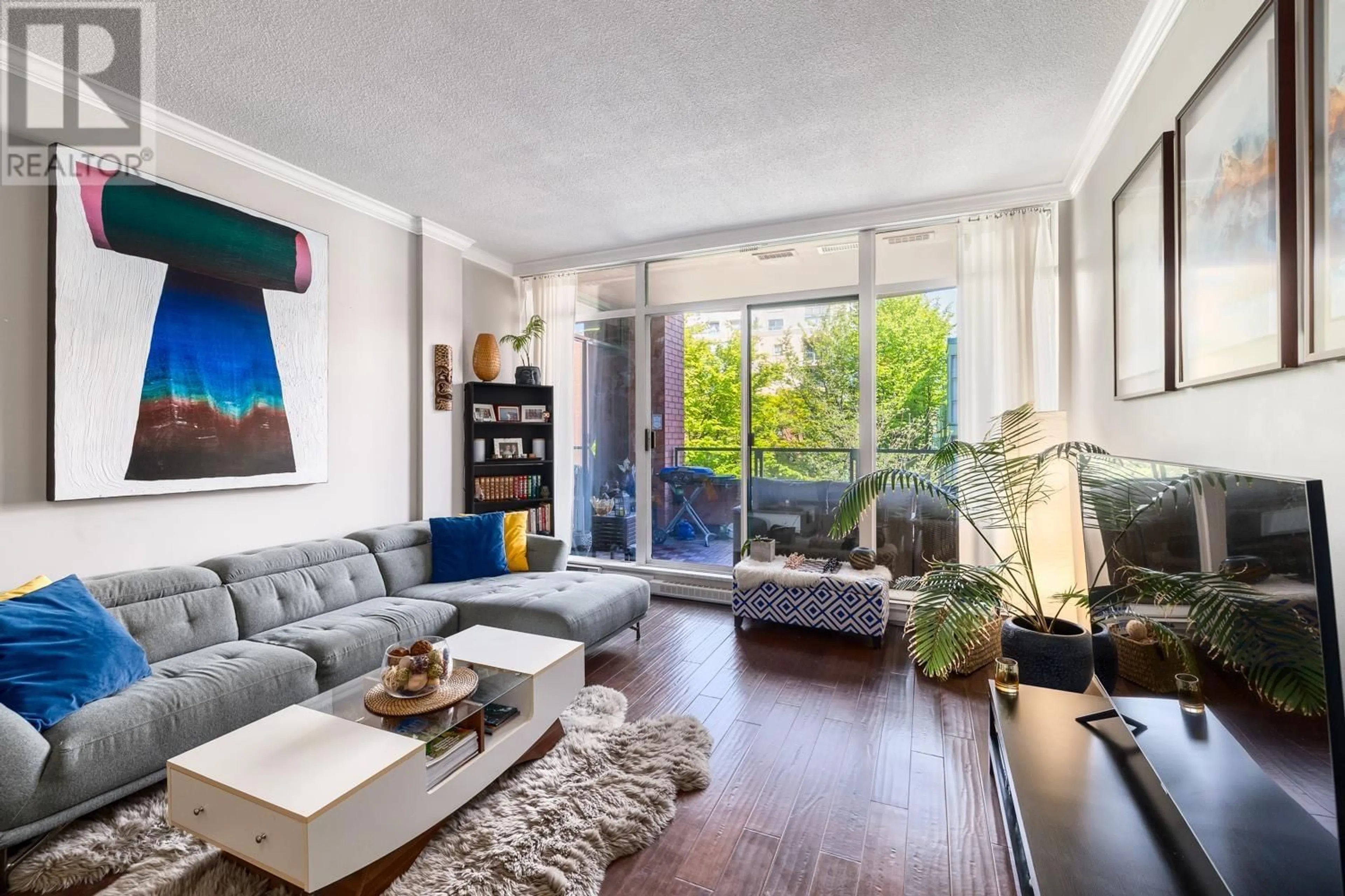 Living room with furniture, unknown for 305 - 503 16TH AVENUE, Vancouver British Columbia V5Z4N3