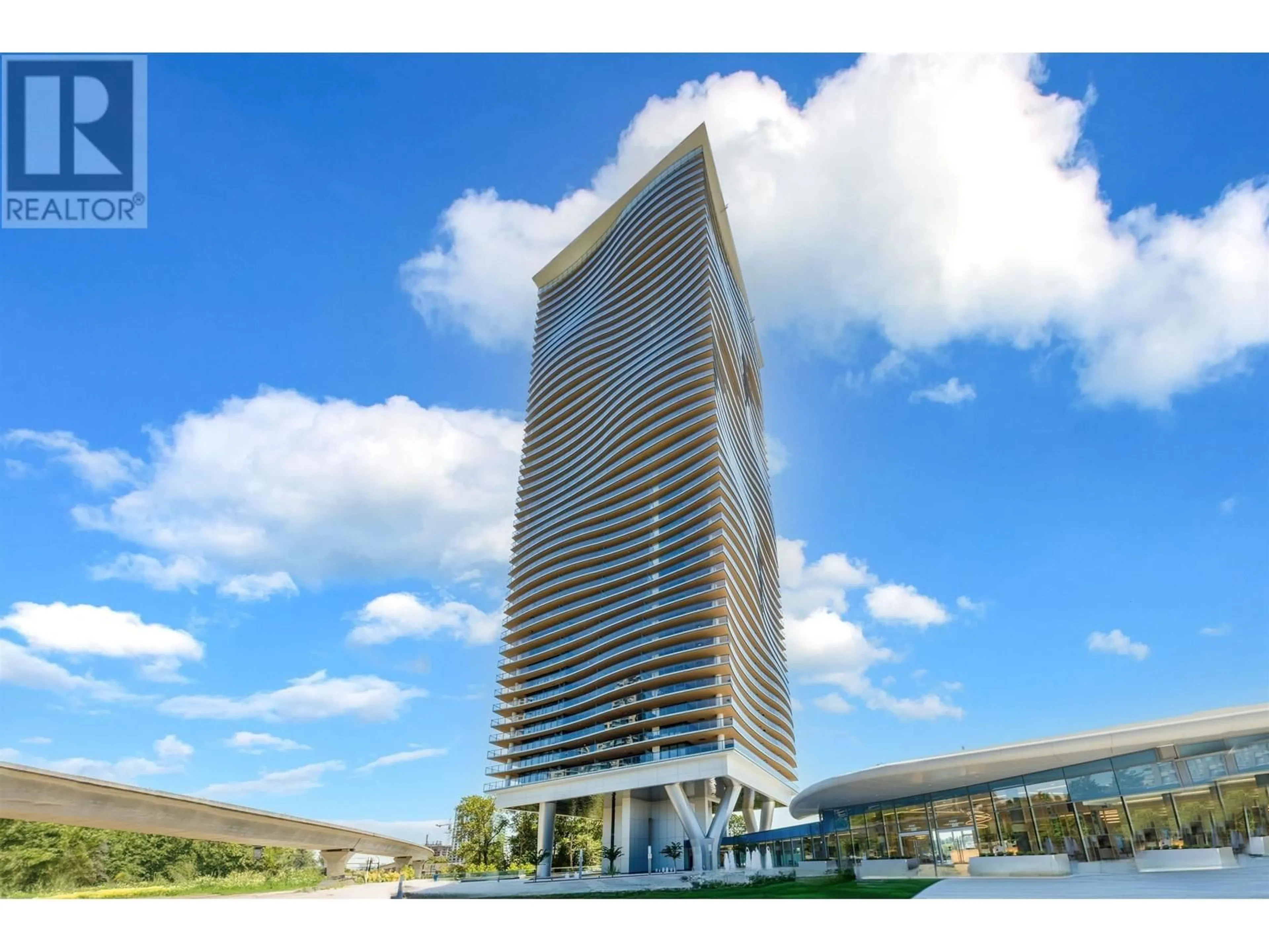 Indoor foyer for 1604 - 4890 LOUGHEED HIGHWAY, Burnaby British Columbia V5C0N2