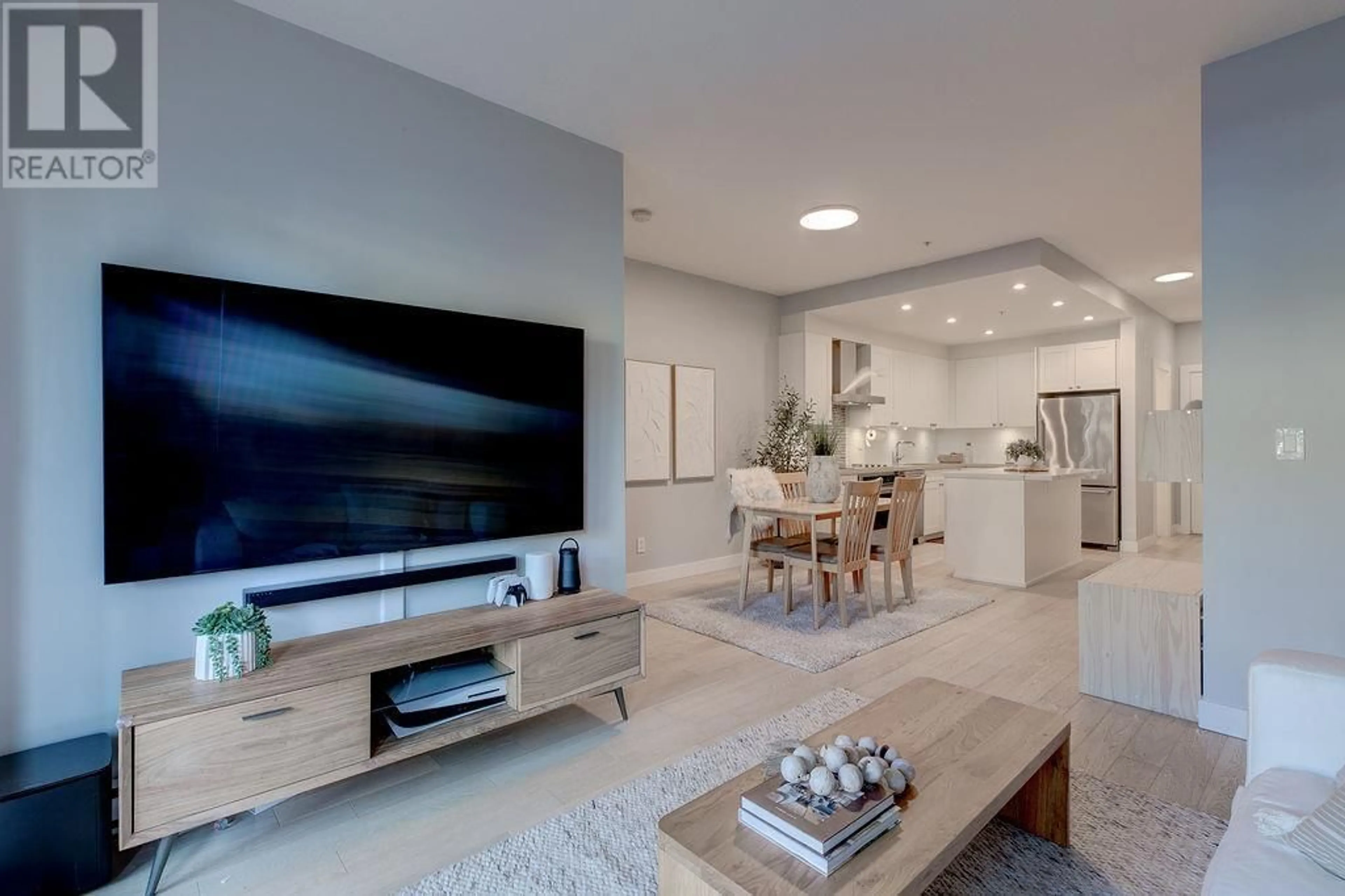 Home theater for 212 - 3399 NOEL DRIVE, Burnaby British Columbia V3J0G8