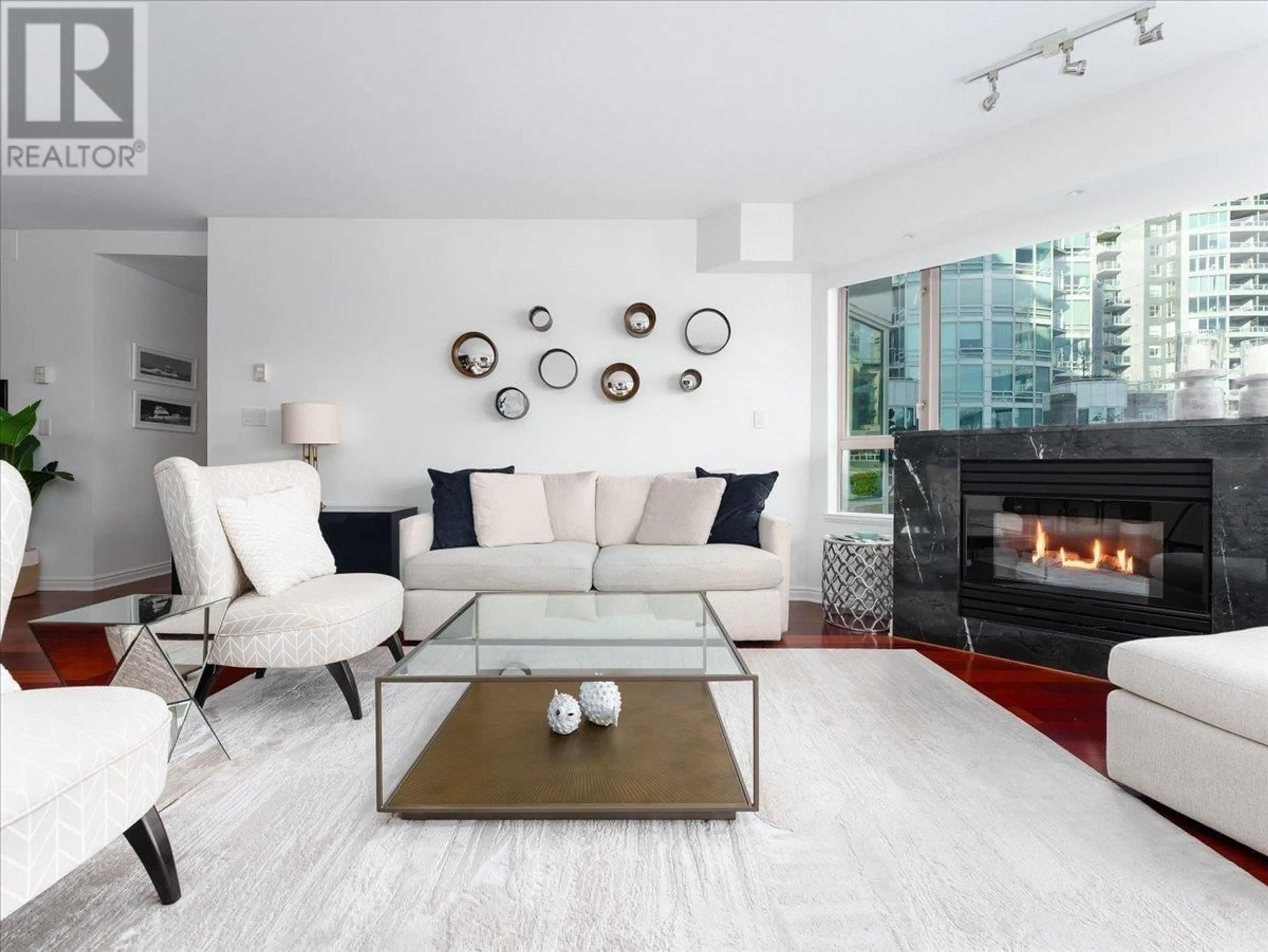 Living room with furniture, unknown for 302 - 1600 HORNBY STREET, Vancouver British Columbia V6Z2S4